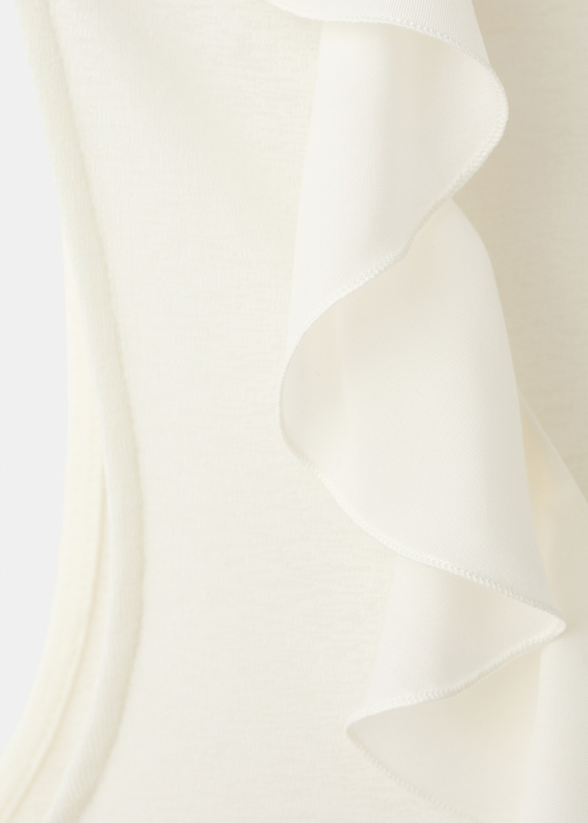 Ruffled V-neck top - Details of the article 0, Off White. Ref: 27027157-00.