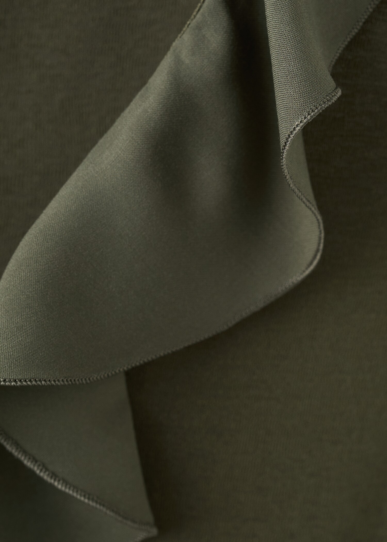 Ruffled V-neck top - Details of the article 0