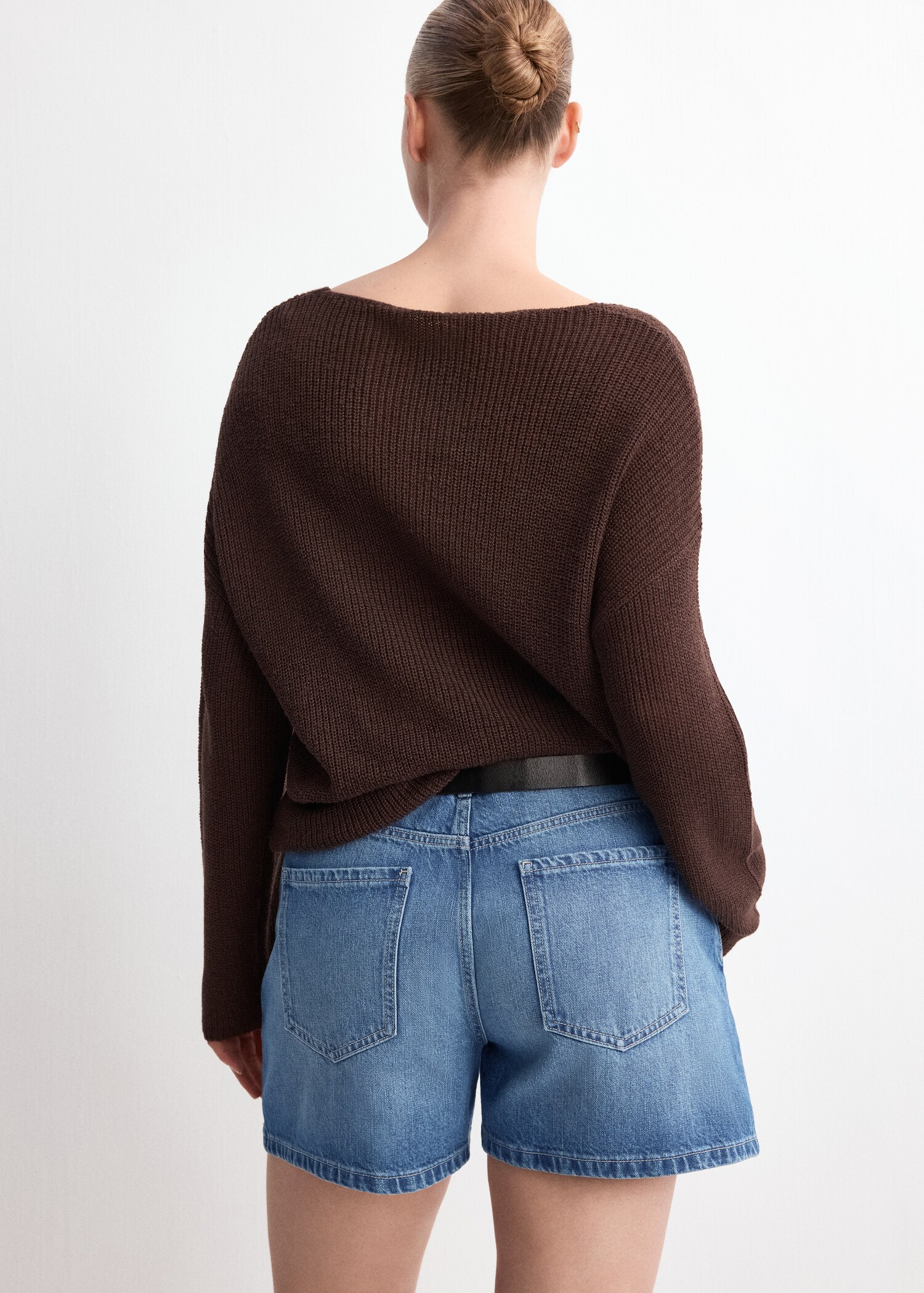 Straight-leg mid-rise denim shorts - Details of the article 4