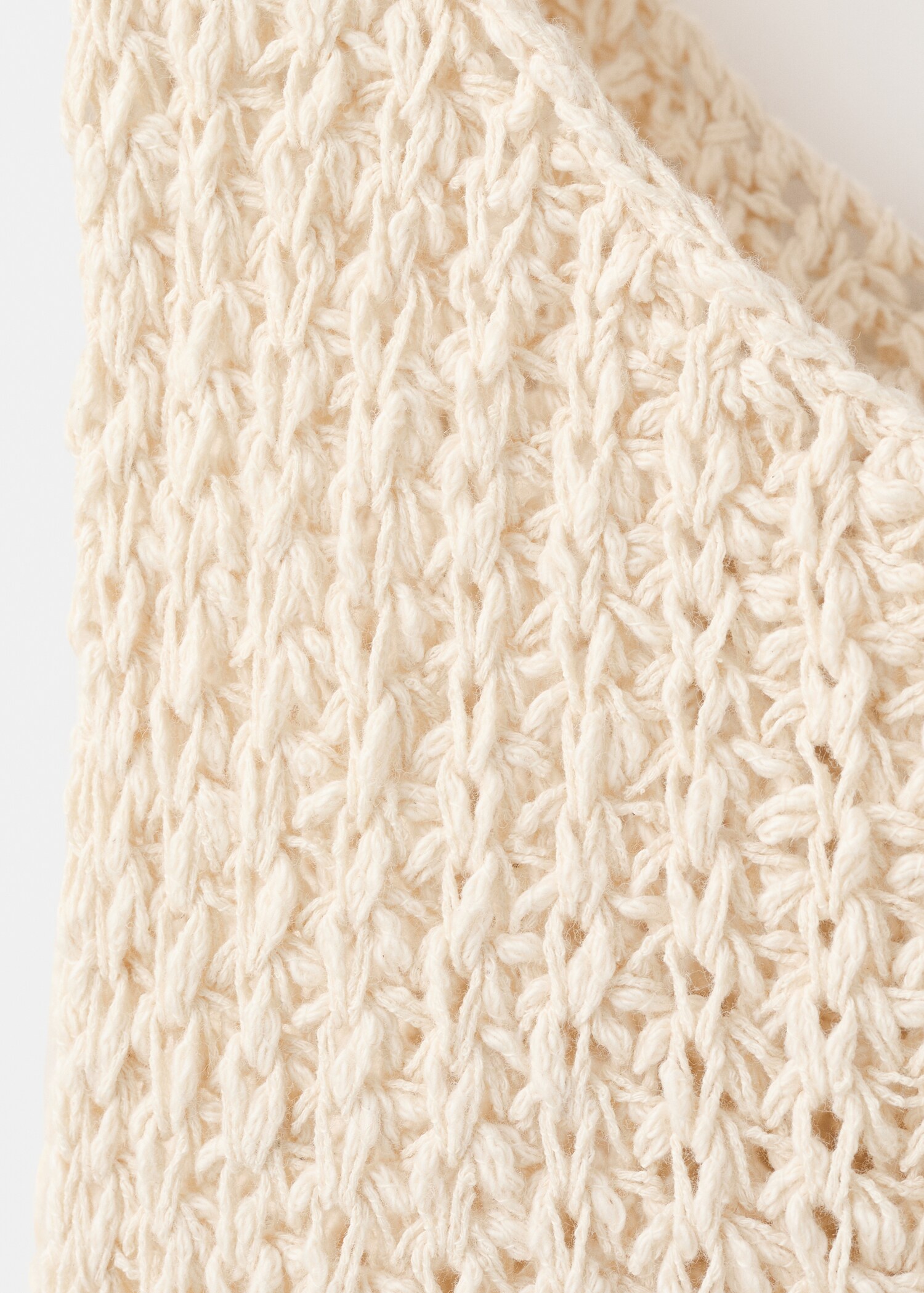 Round-neck knitted top - Details of the article 8
