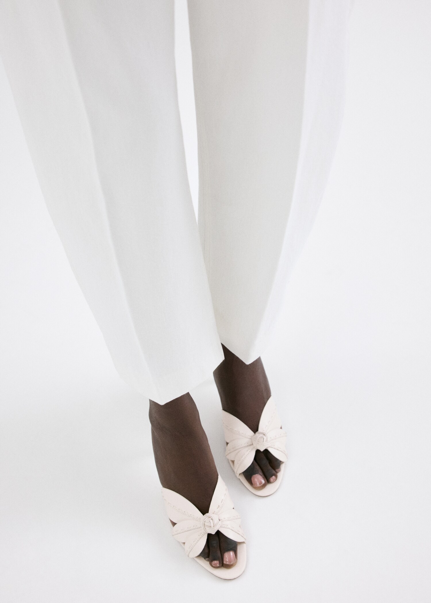 Sandales cuir talon fleur - Détail de l'article 9