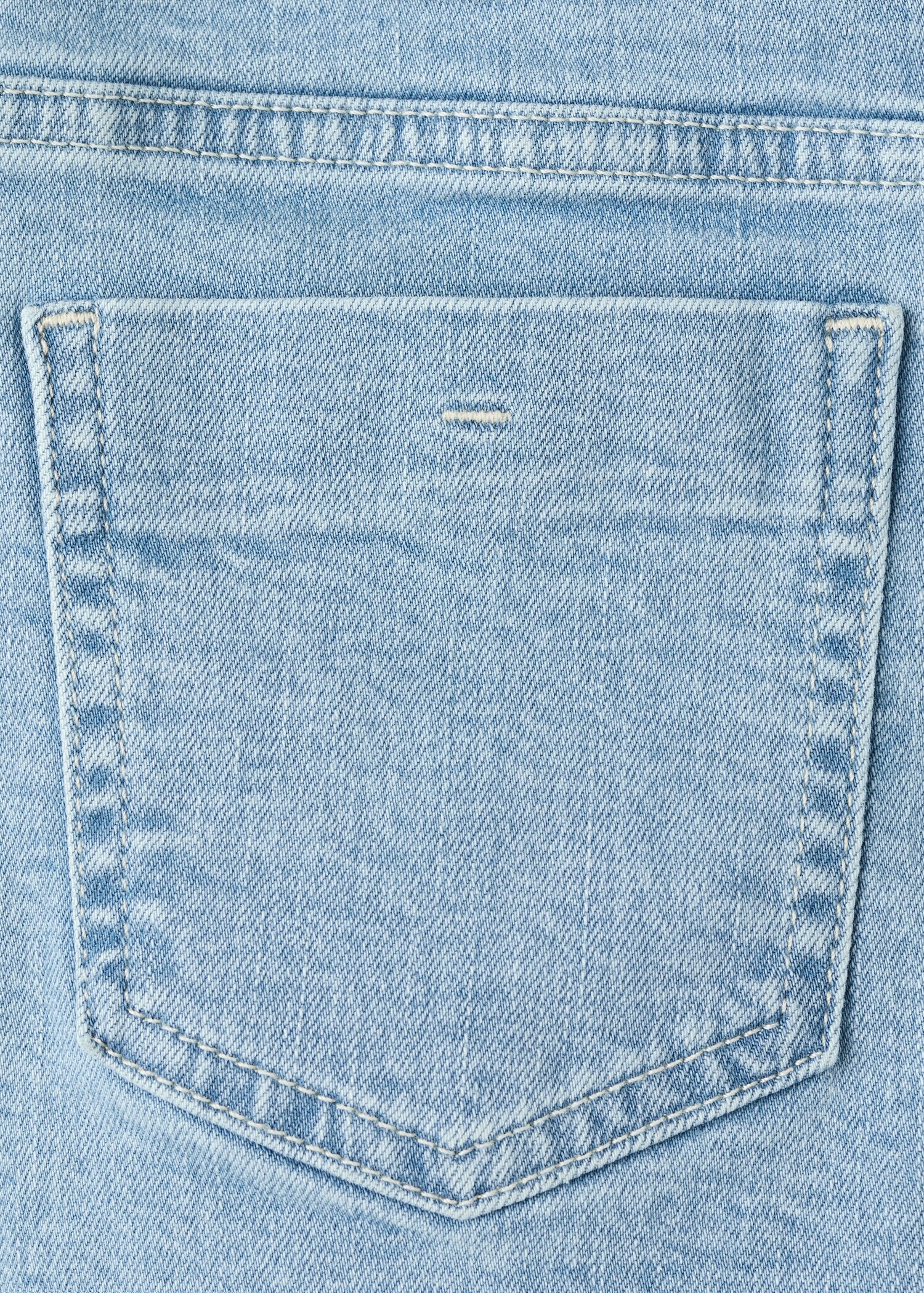 Frayed hem shorts - Details of the article 0