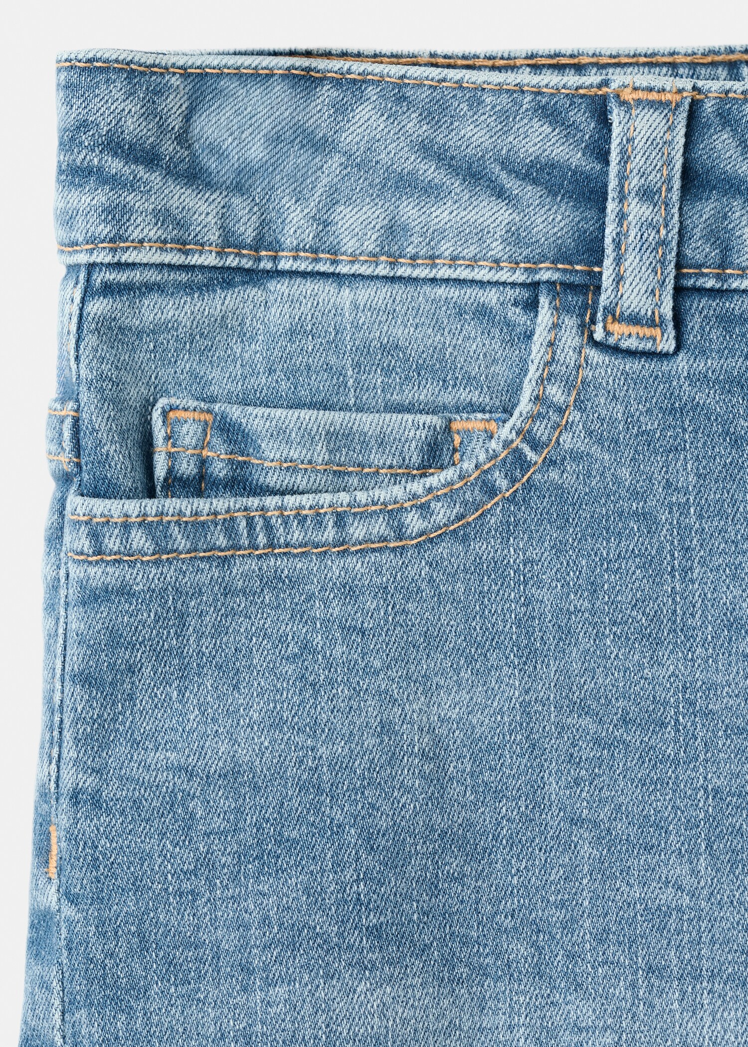 Frayed hem shorts - Details of the article 0