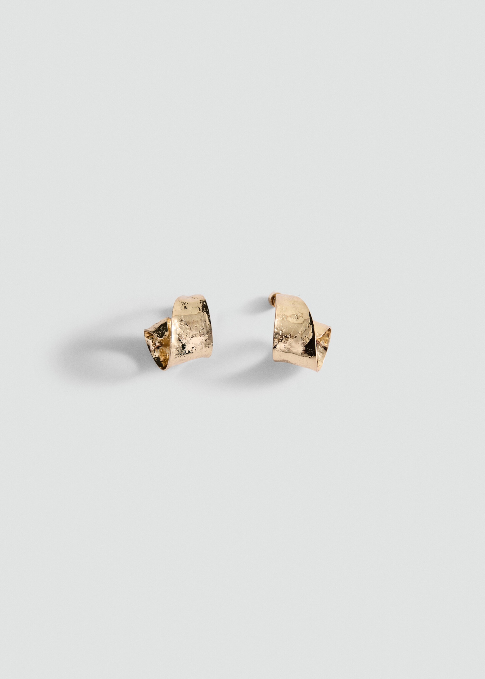 Halbe Creolen mit Relief - Artikel ohne Model, Gold. Ref: 27027790-00.