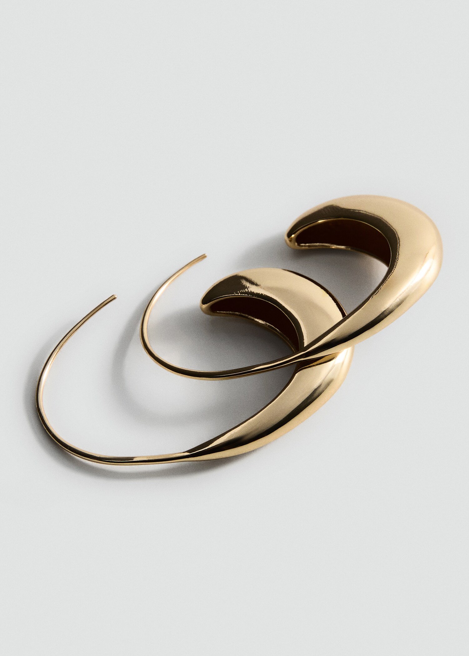 أقراط بطوق ملوي - تفاصيل المنتج 1