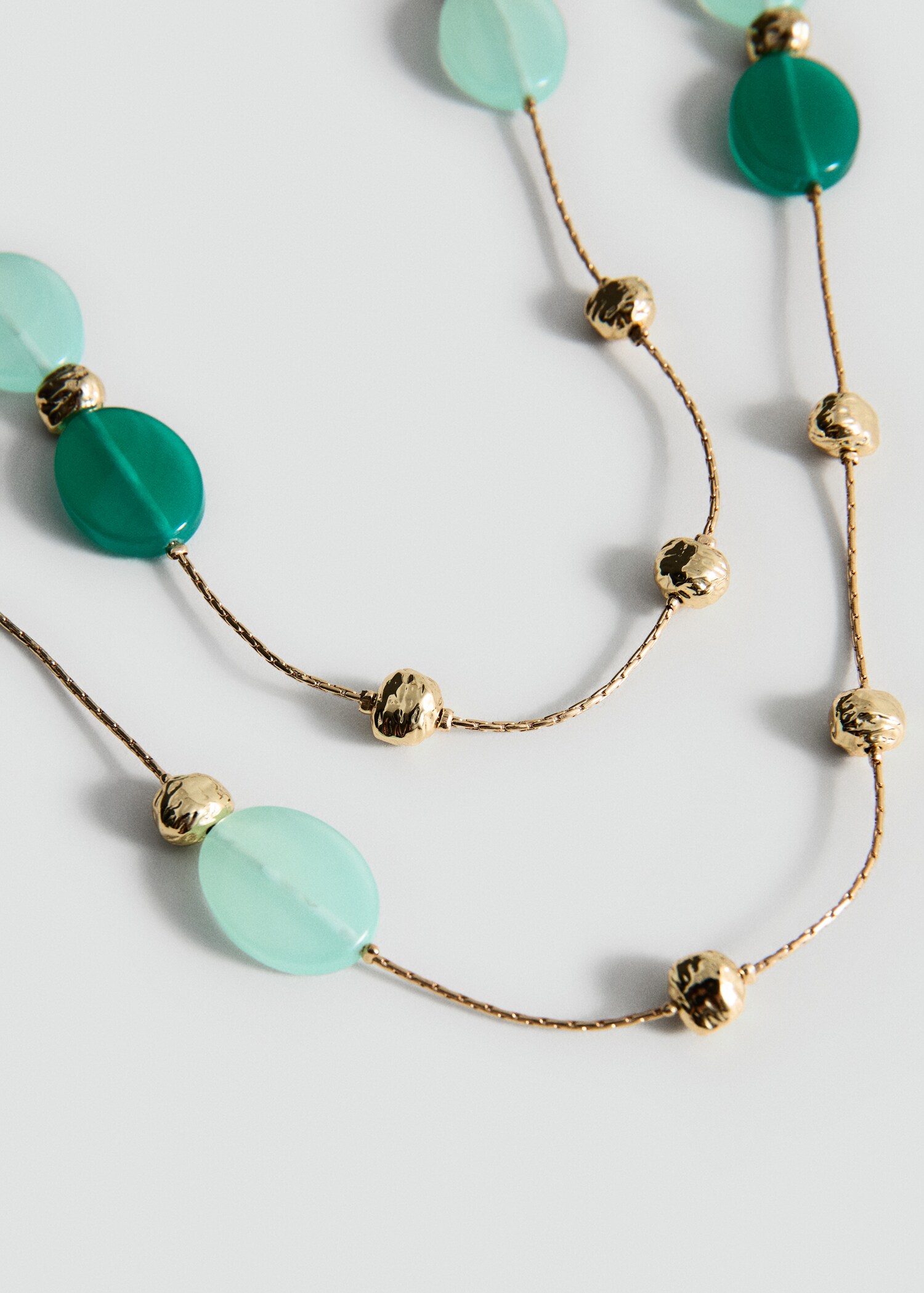 عقد خرز مختلط - رؤية وسط