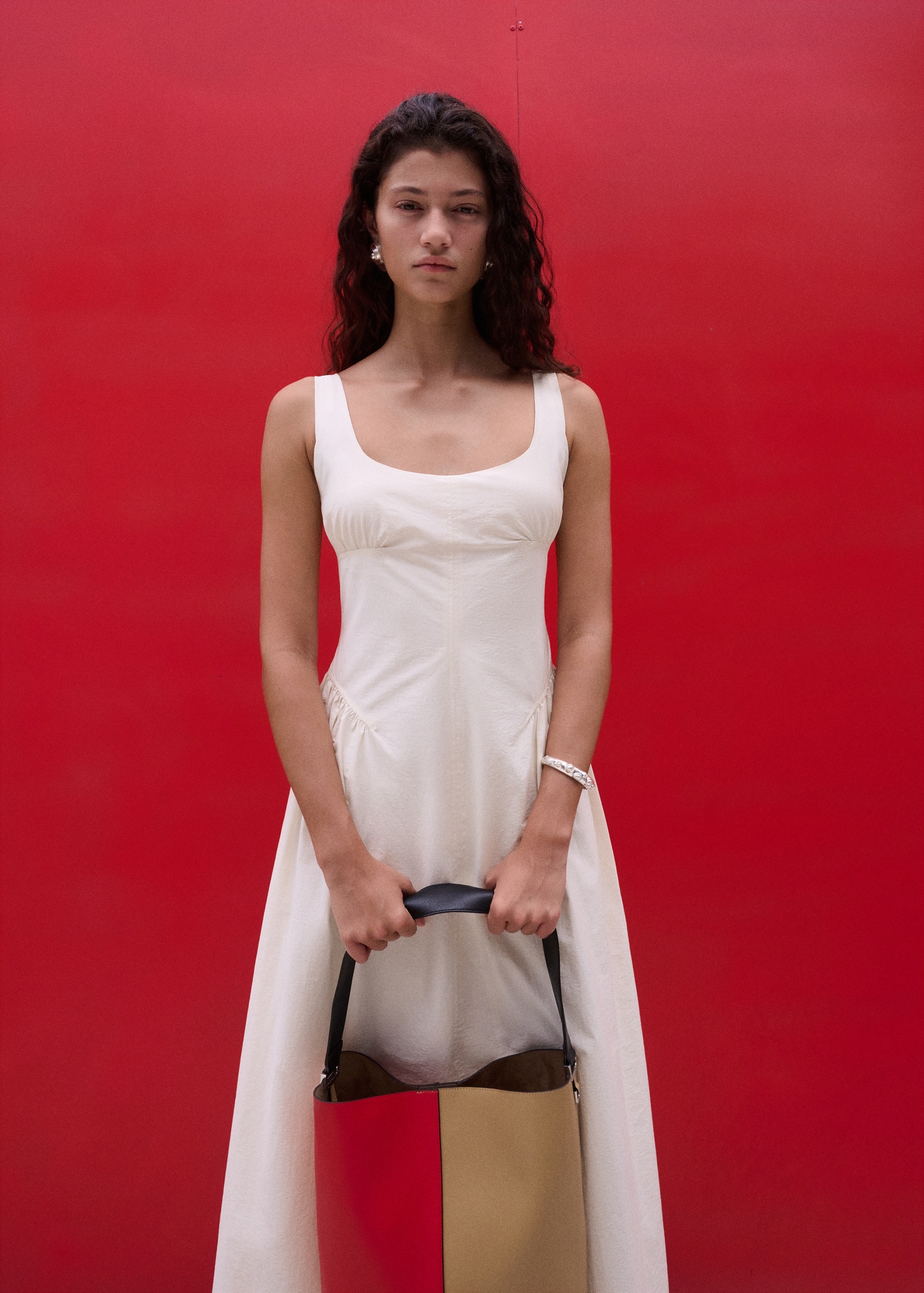 Midi A-line dress with ruching - Details of the article 1