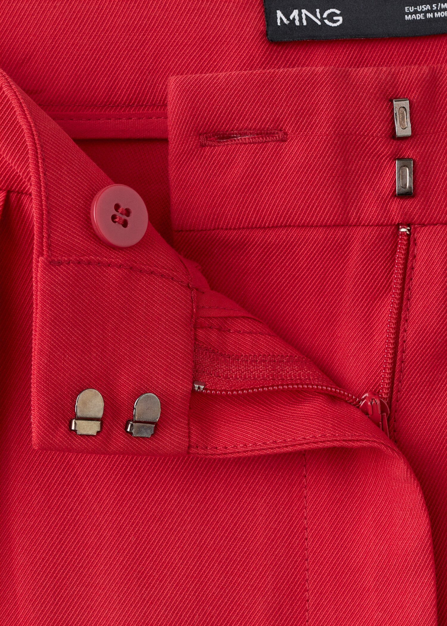 Straight-fit lyocell trousers - Details of the article 0