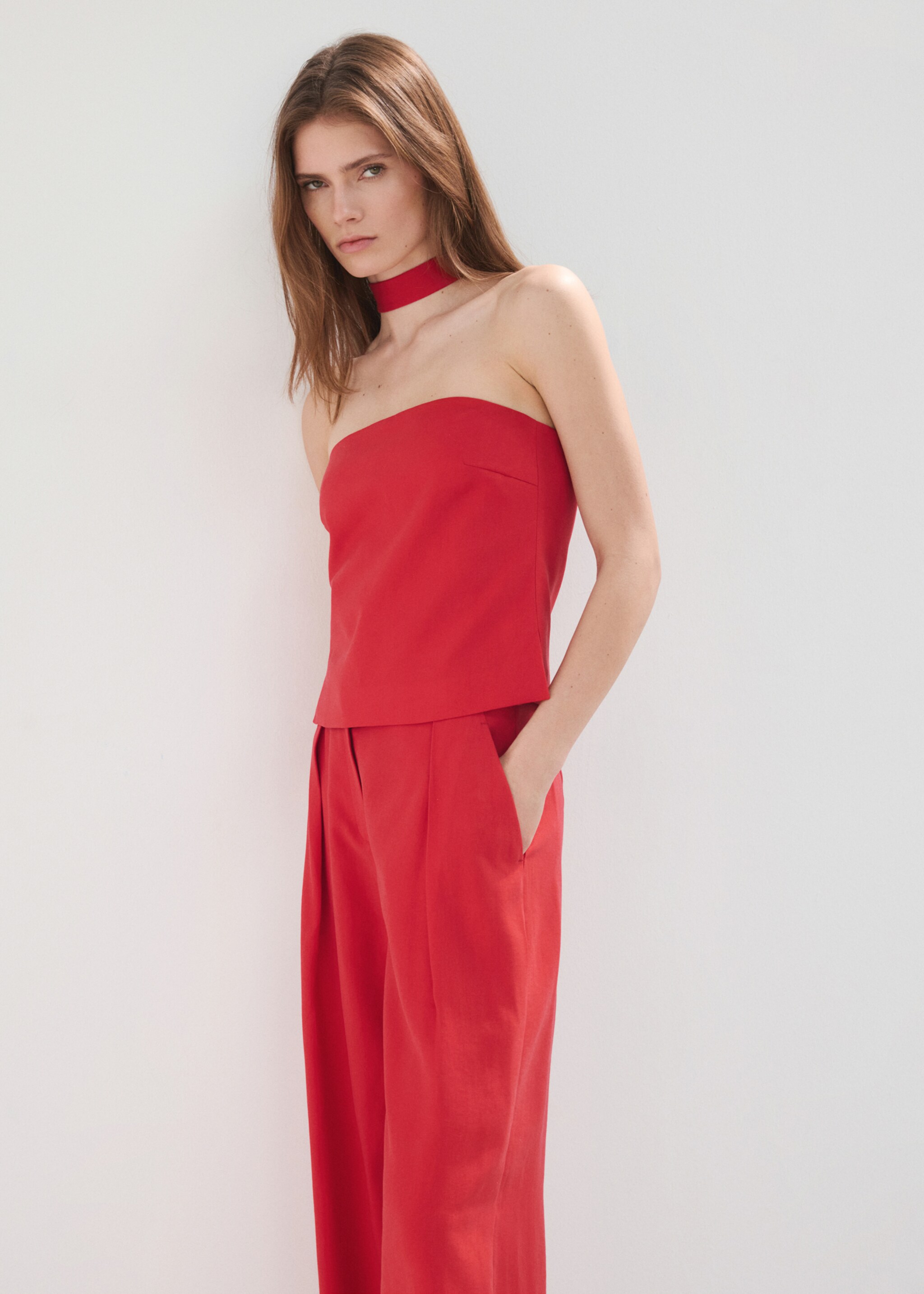 Straight-fit lyocell trousers - Details of the article 1, Red. Ref: 27027807-00.