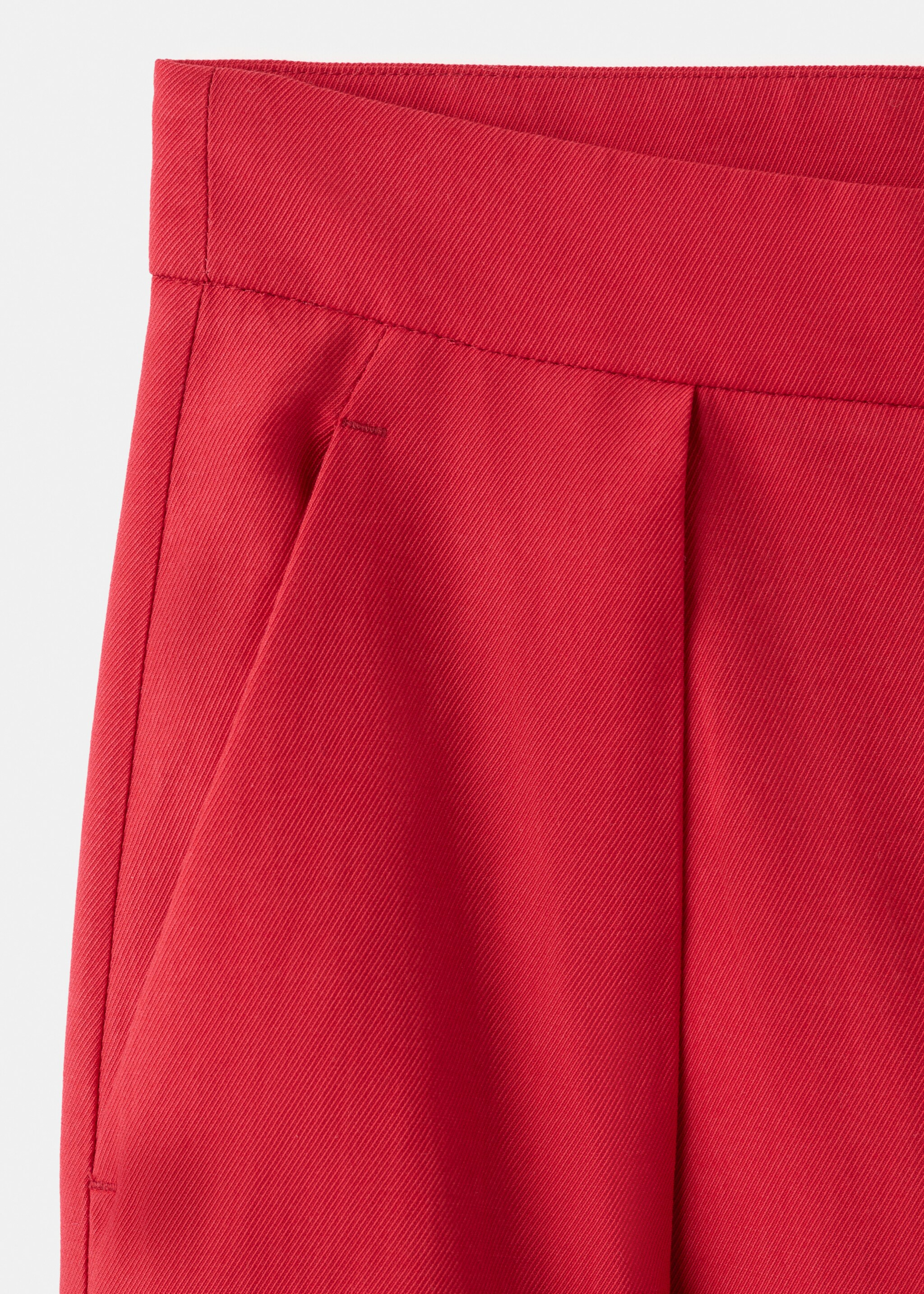 Straight-fit lyocell trousers - Details of the article 8, Red. Ref: 27027807-00.