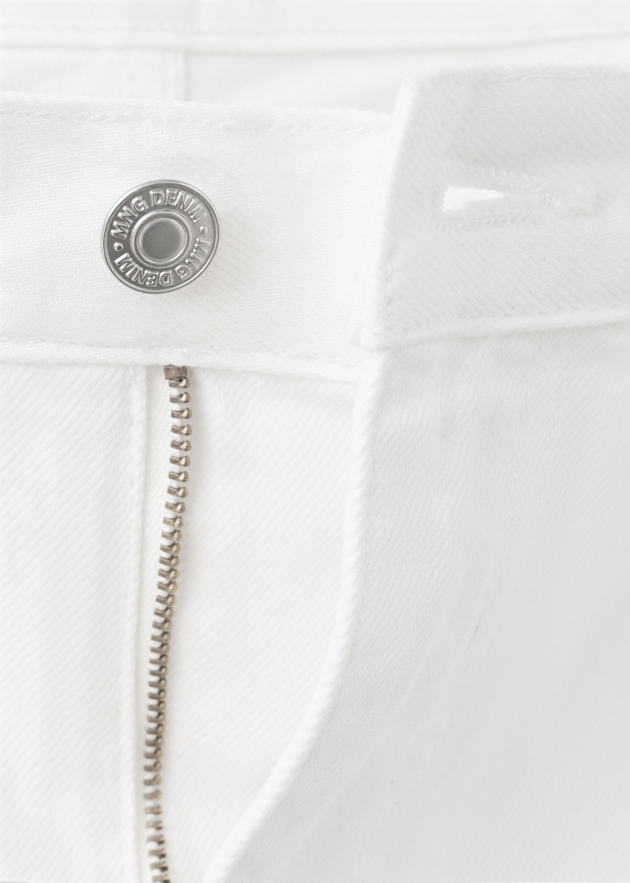 Bermuda en jean droit - Détail de l'article 0, Blanc cassé. Ref: 27027899-00.