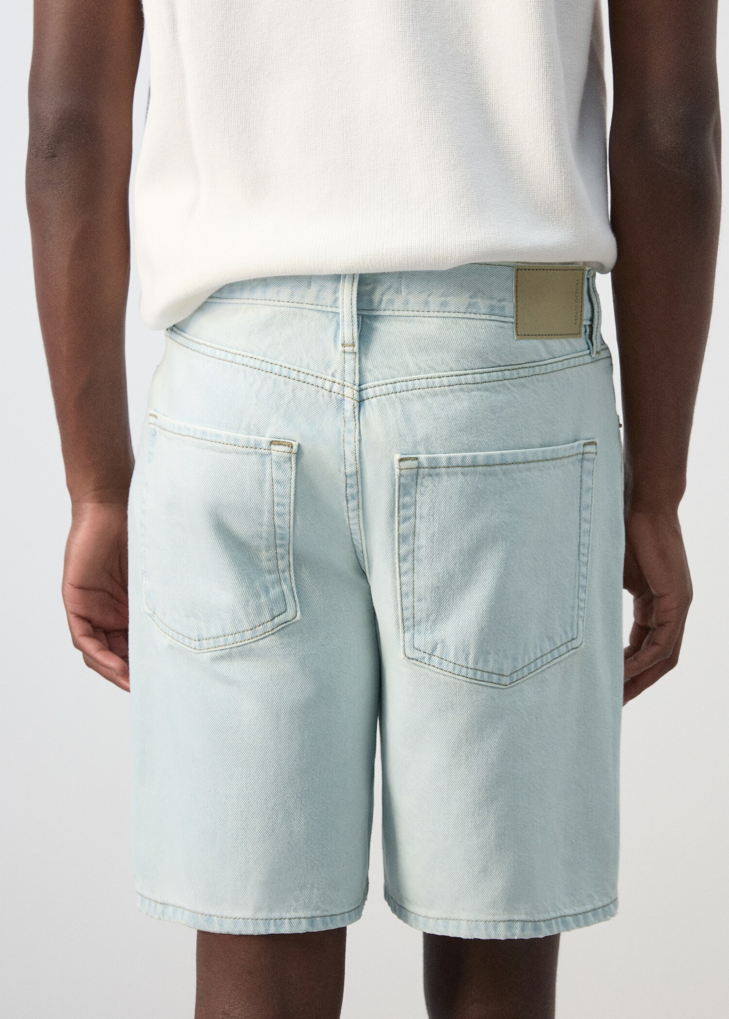 Straight-fit denim bermuda shorts - Details of the article 6