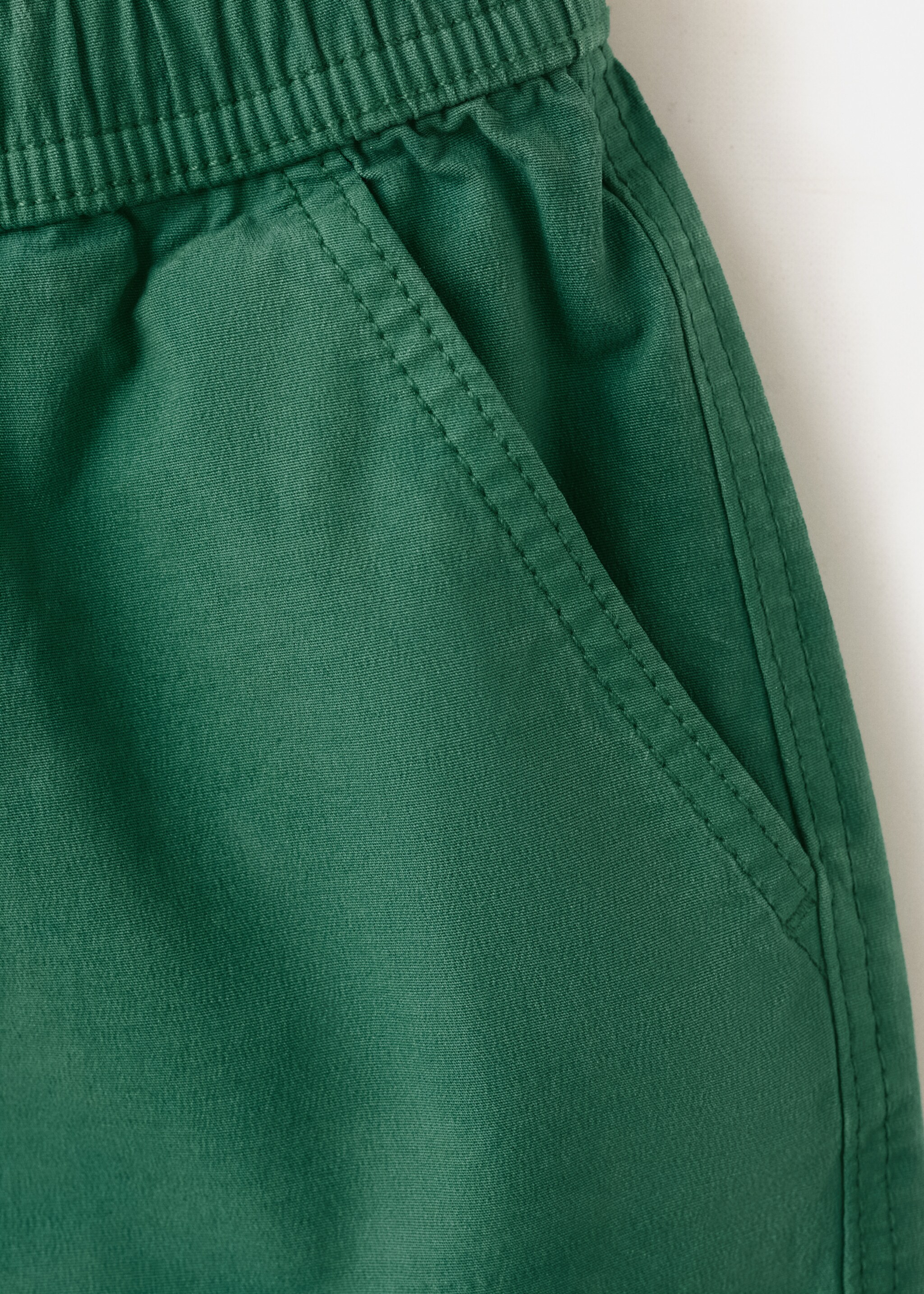 Cotton shorts with drawstring - Details of the article 0, Green. Ref: 27027910-00.