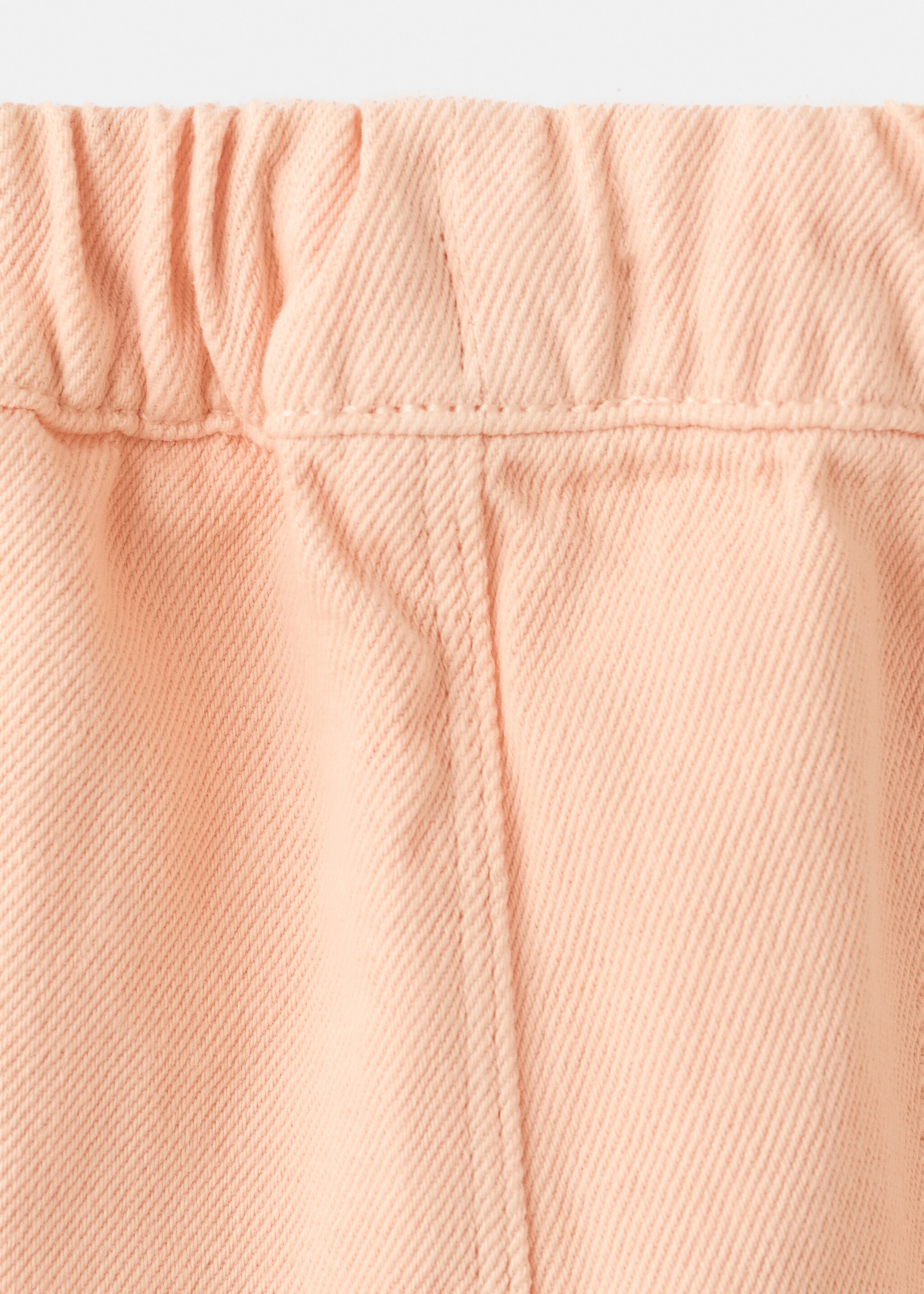 Bermudy s kapsami kargo - Detail zboží 0, Broskvová. Ref: 27027913-00.