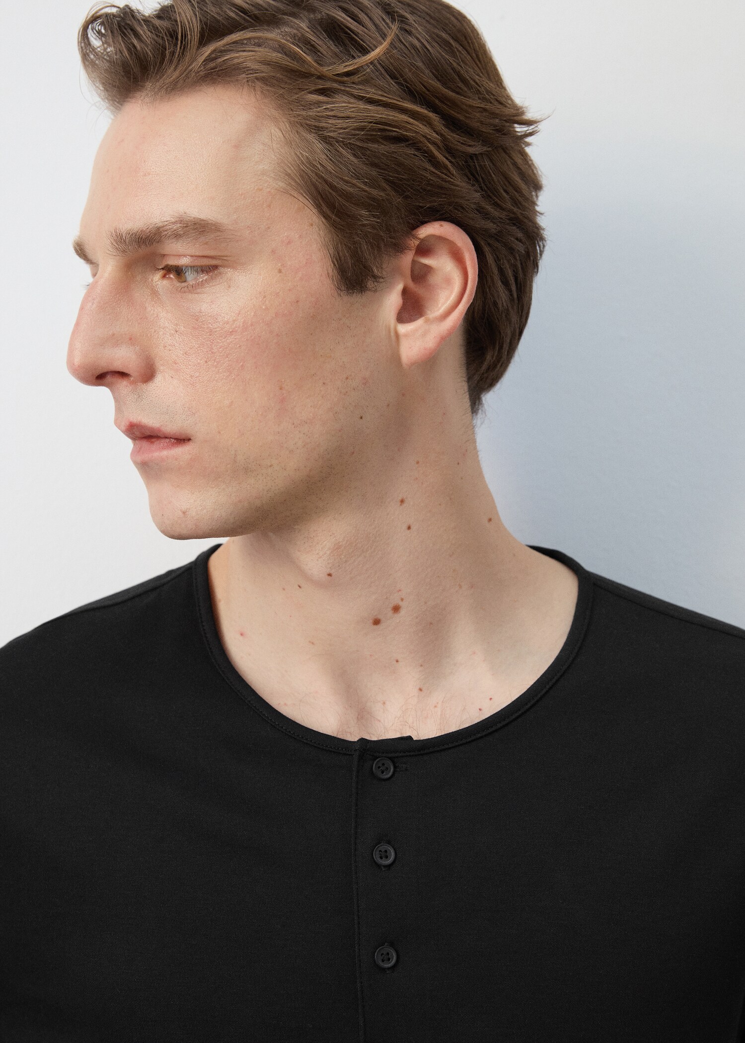 Henley T-shirt - Details of the article 1