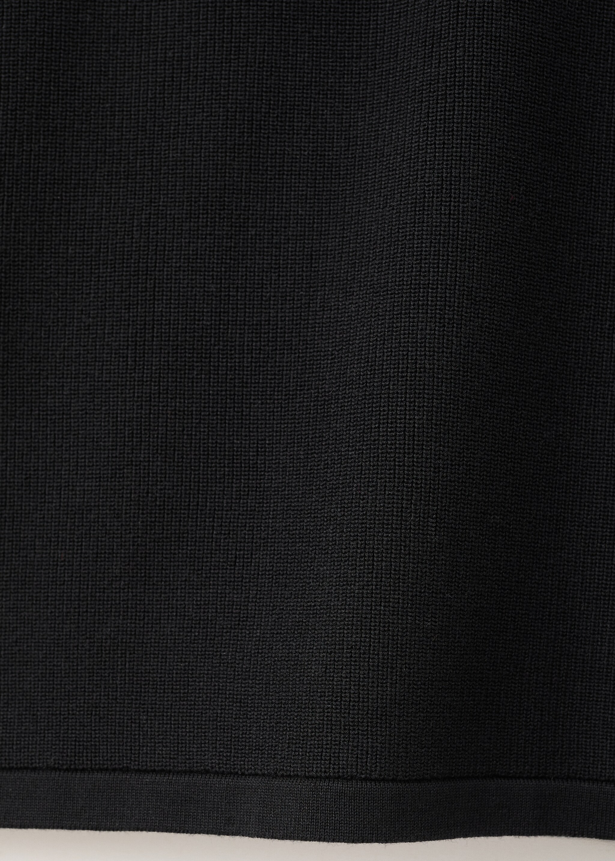 Slim-fit cotton tank top - Details of the article 0, Black. Ref: 27027915-00.