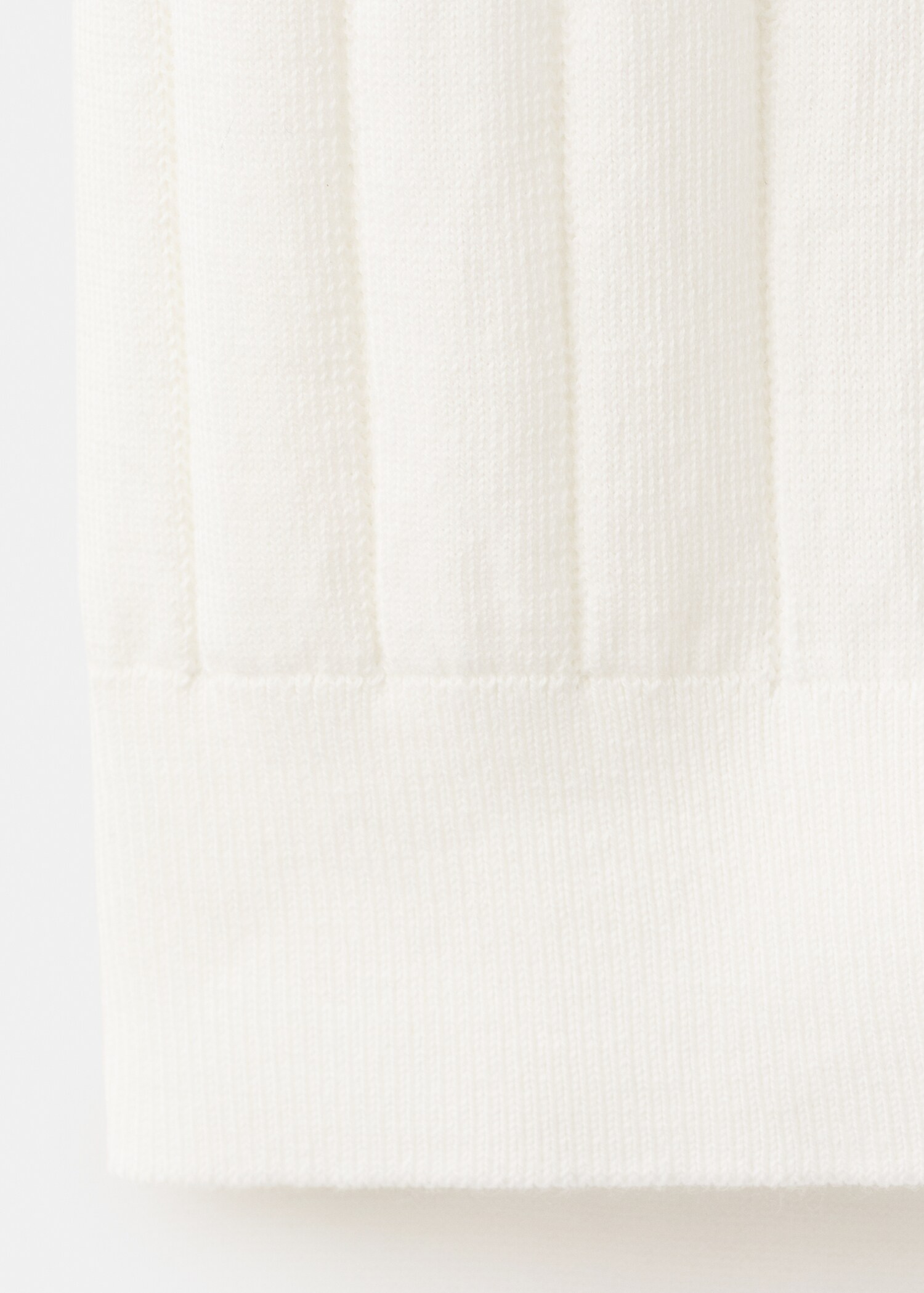 Fine-knit polo shirt with zip - Details of the article 0