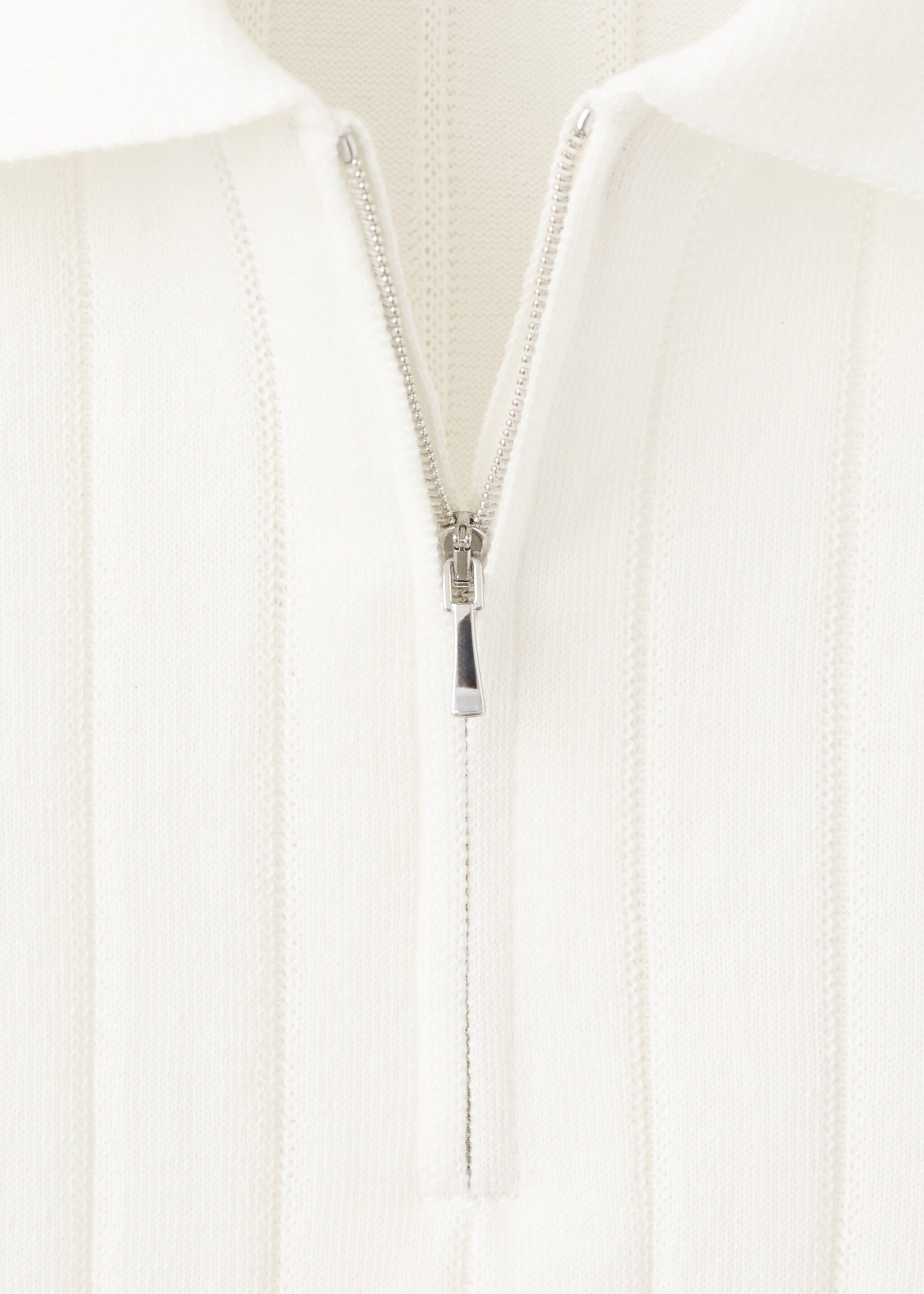 Fine-knit polo shirt with zip - Details of the article 8, Off White. Ref: 27027916-00.