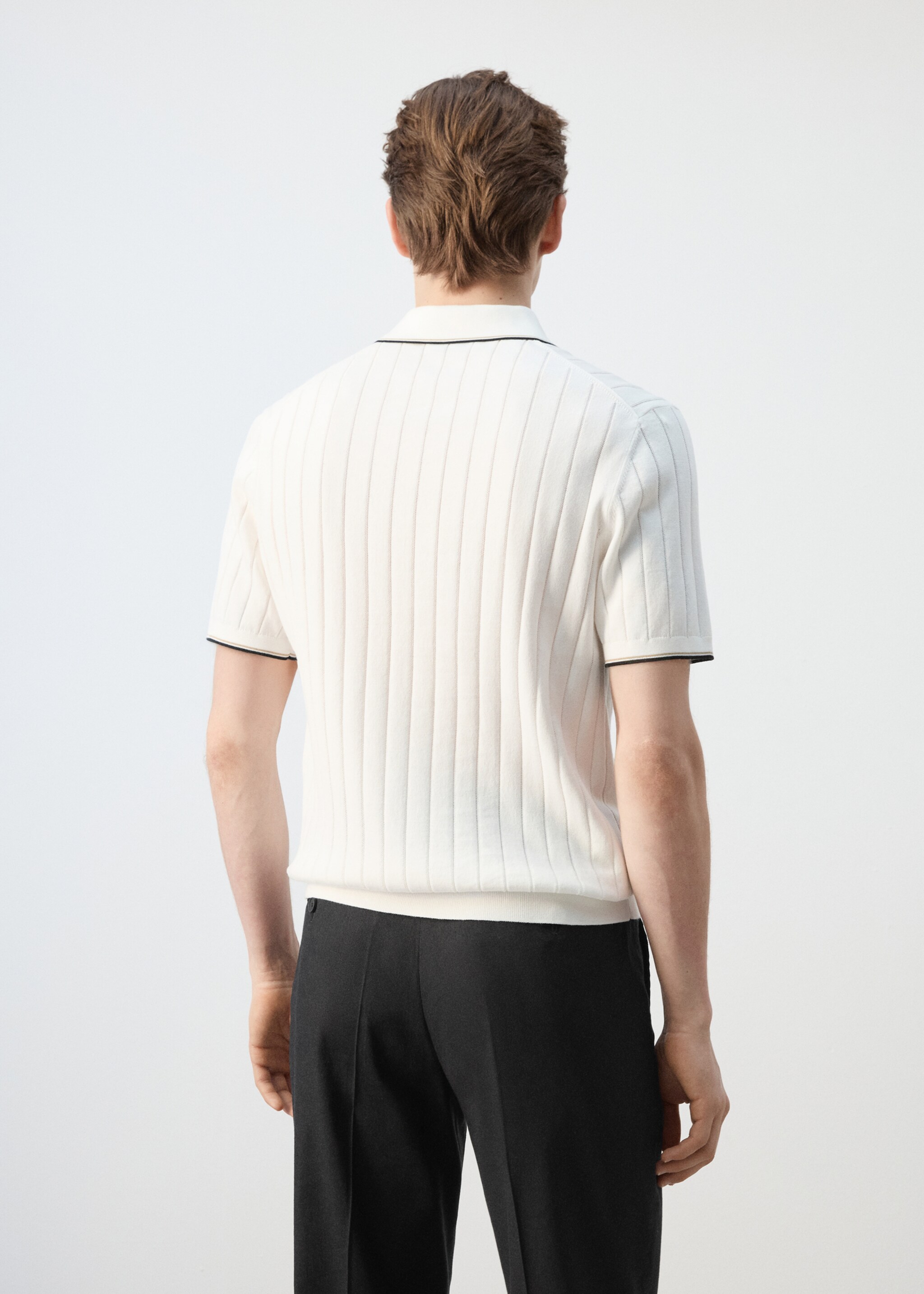 Fine-knit polo shirt with zip - Reverse of the article, Off White. Ref: 27027916-00.