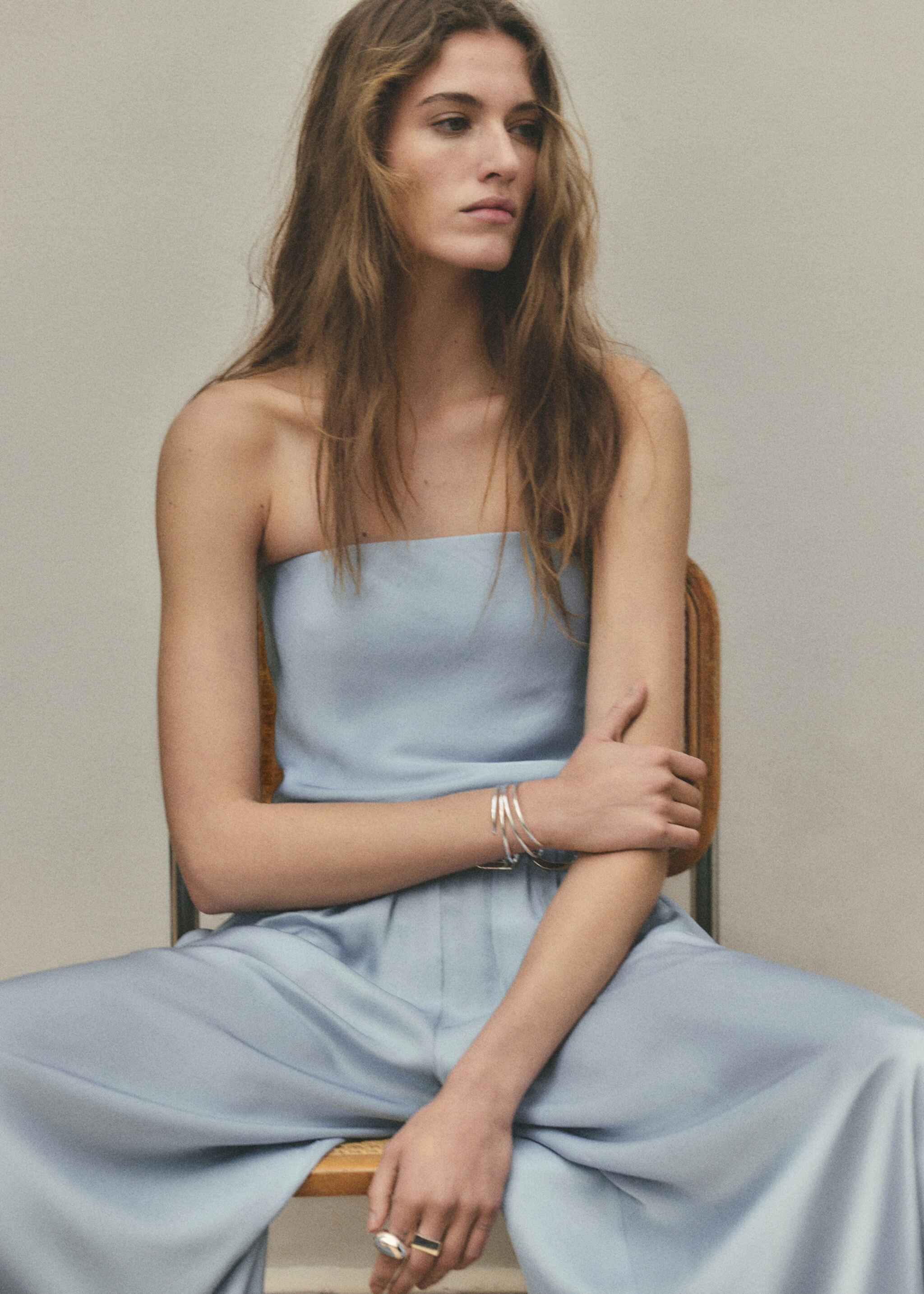 High-waist straight trousers - Details of the article 1, Sky Blue. Ref: 27027946-00.