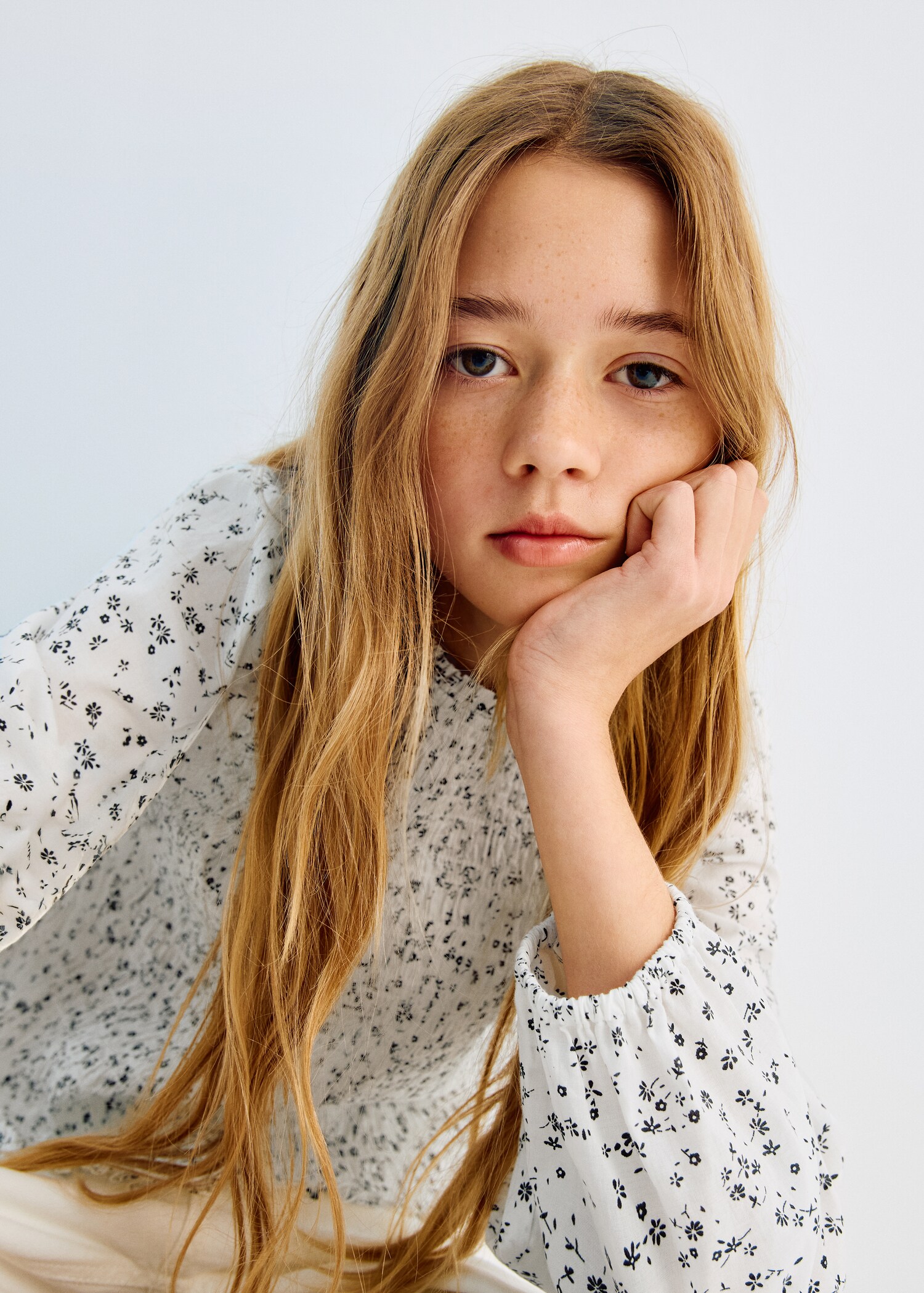 Floral cotton blouse - Details of the article 1