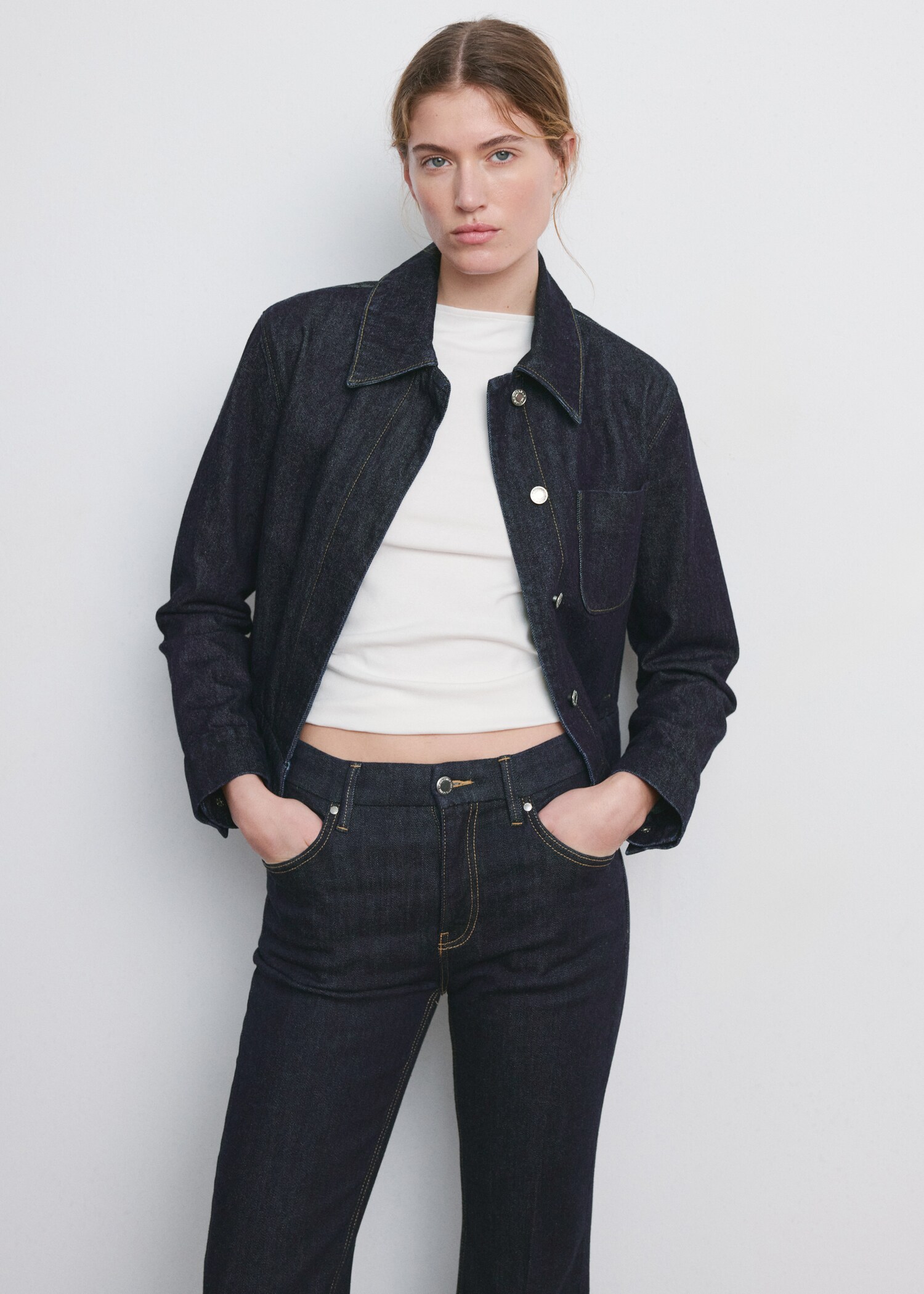 Violet flared high-rise jeans - Details of the article 1