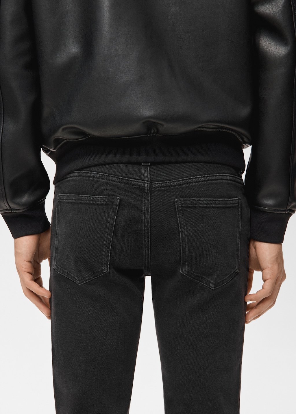 Slim fit black Jan jeans