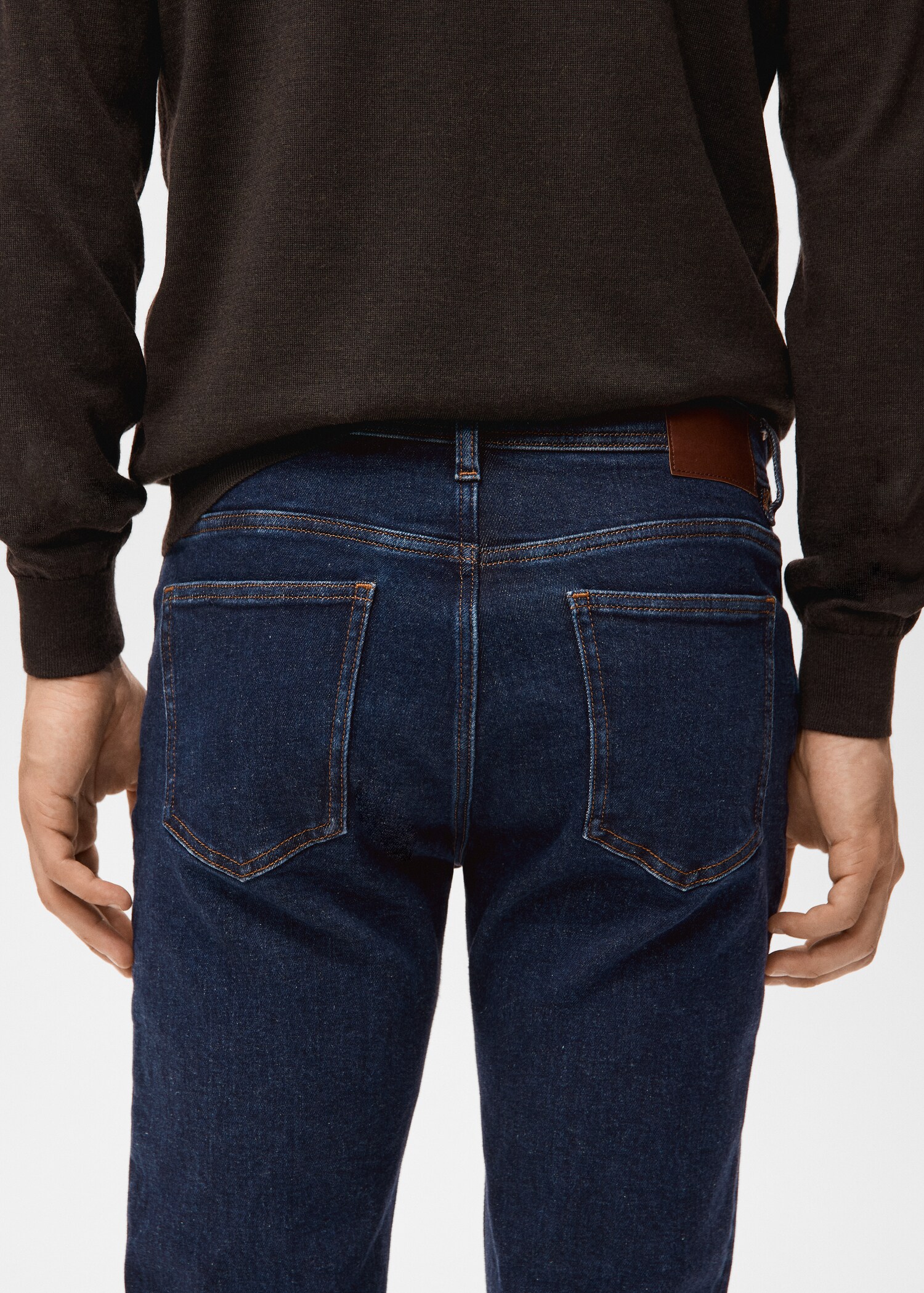 Jan slim-fit dark-wash jeans - Details of the article 6