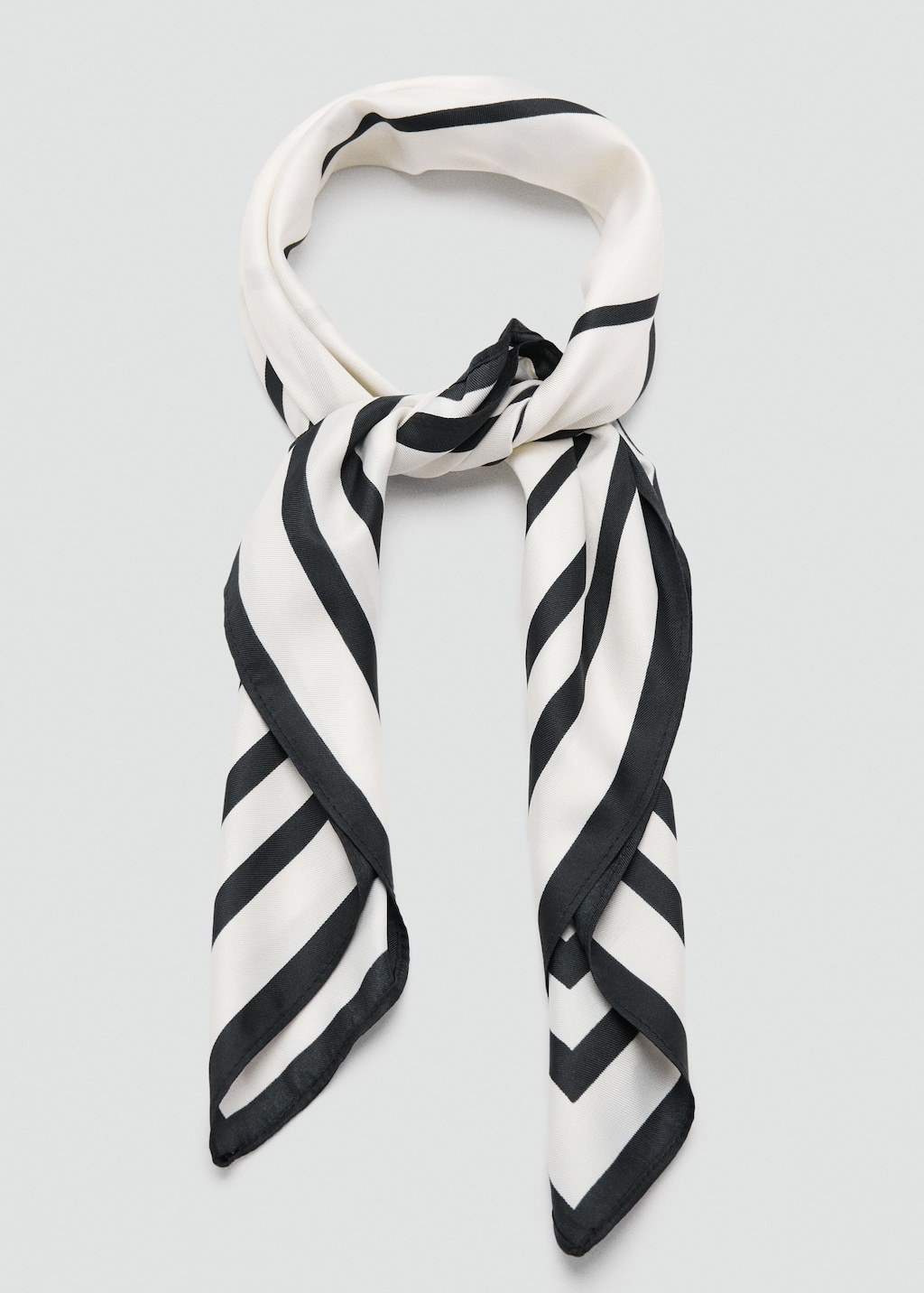 Geometric printed foulard