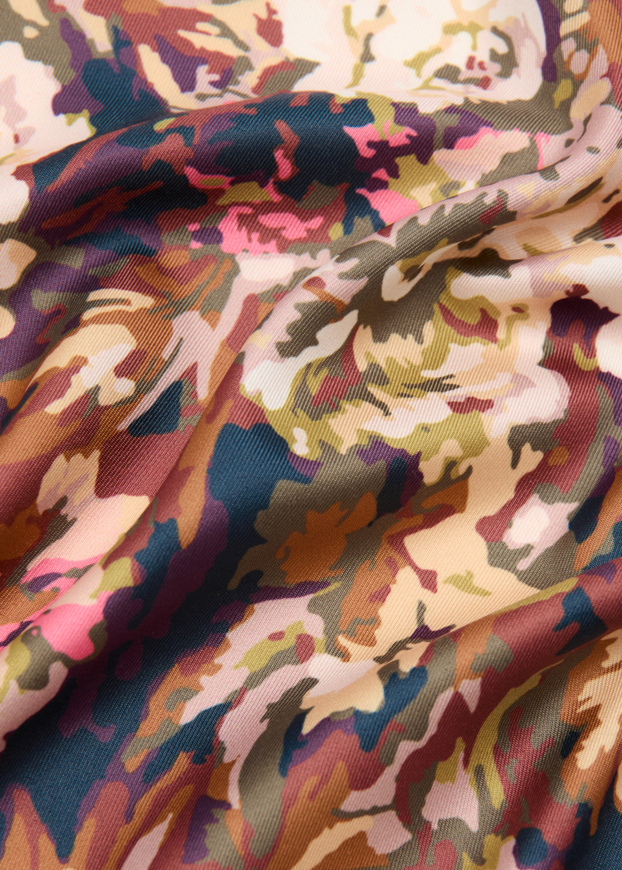 Floral satin scarf - Medium plane, Brown. Ref: 27031201-00.