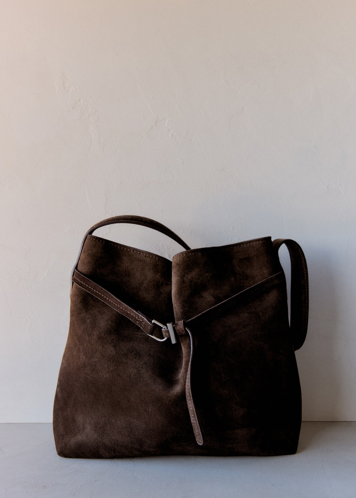 Suede bucket bag with buckle - Details of the article 5