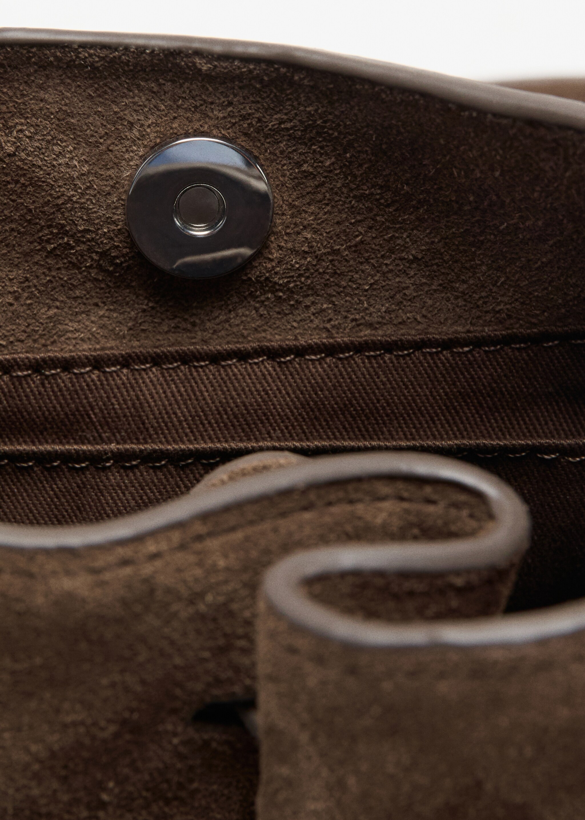 Suede shoulder bag - Details of the article 2, Brown. Ref: 27031213-00.