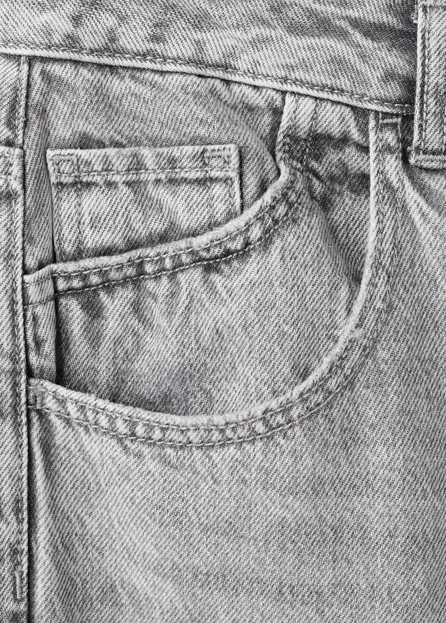 Low-waist straight-leg jeans - Details of the article 0