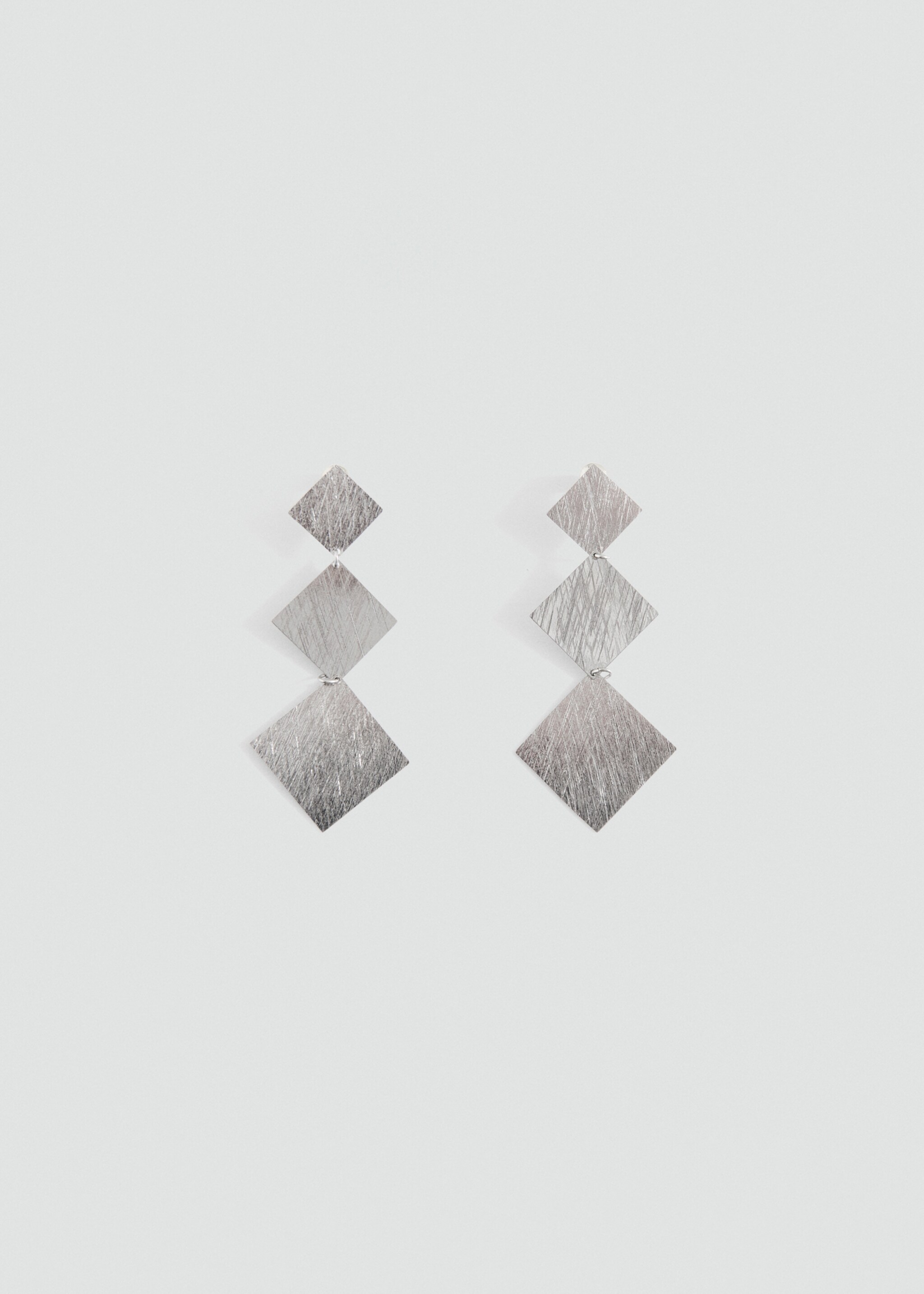 Pendientes geométricos - Artículo sin modelo, Plata. Ref: 27031218-00.
