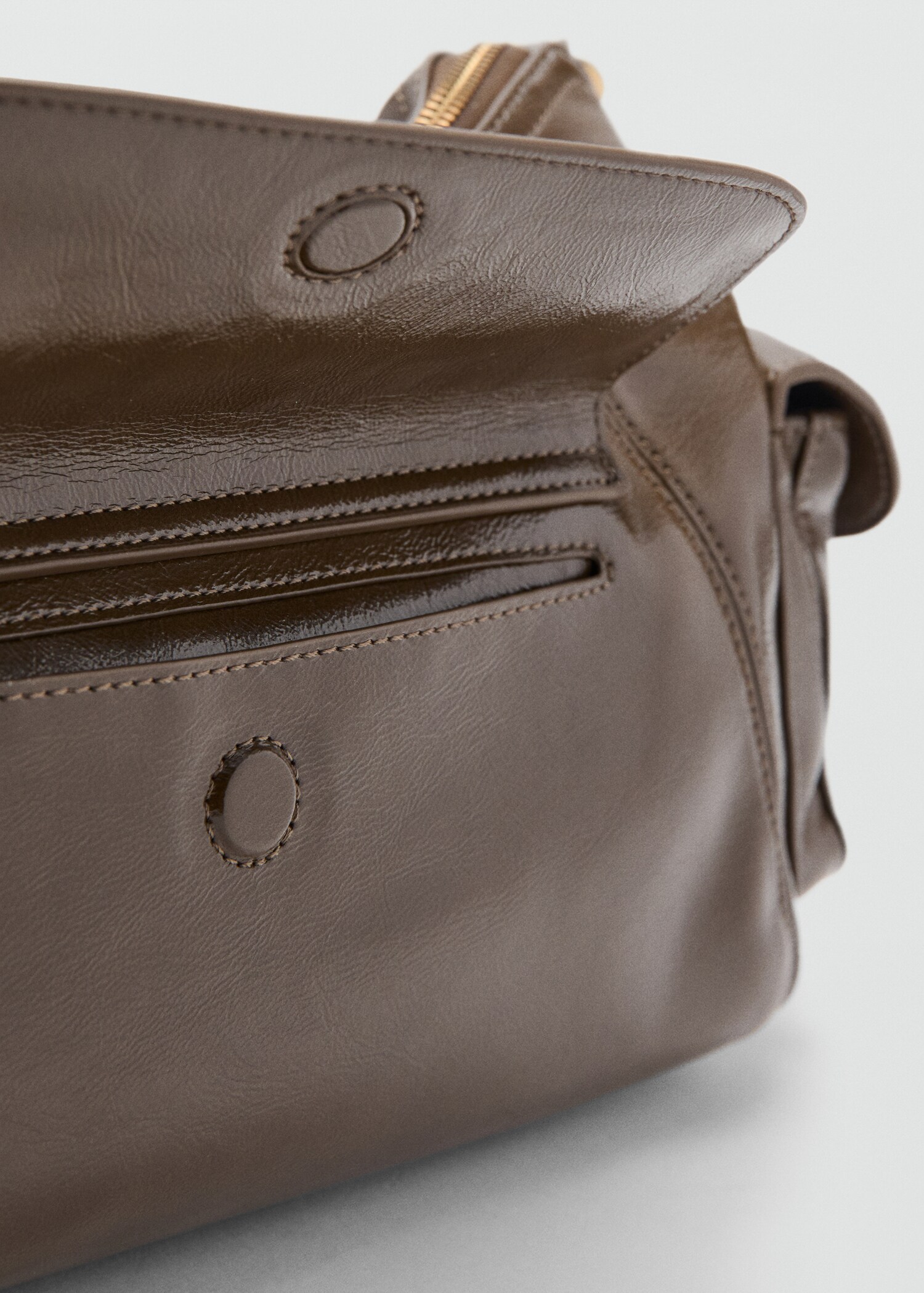 Shoulder bag with pockets - Details of the article 3