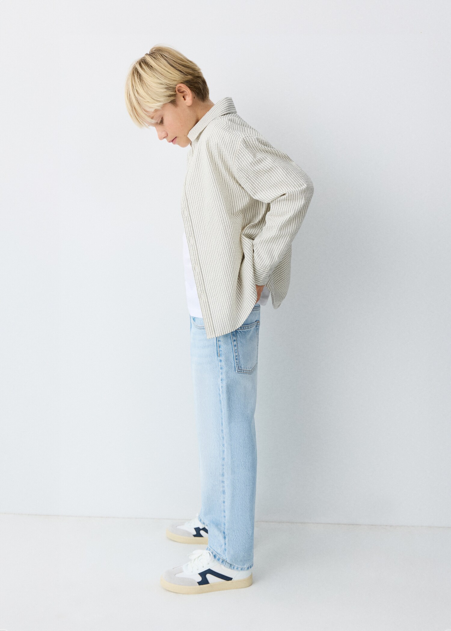 Jean droit taille normale - Plan moyen