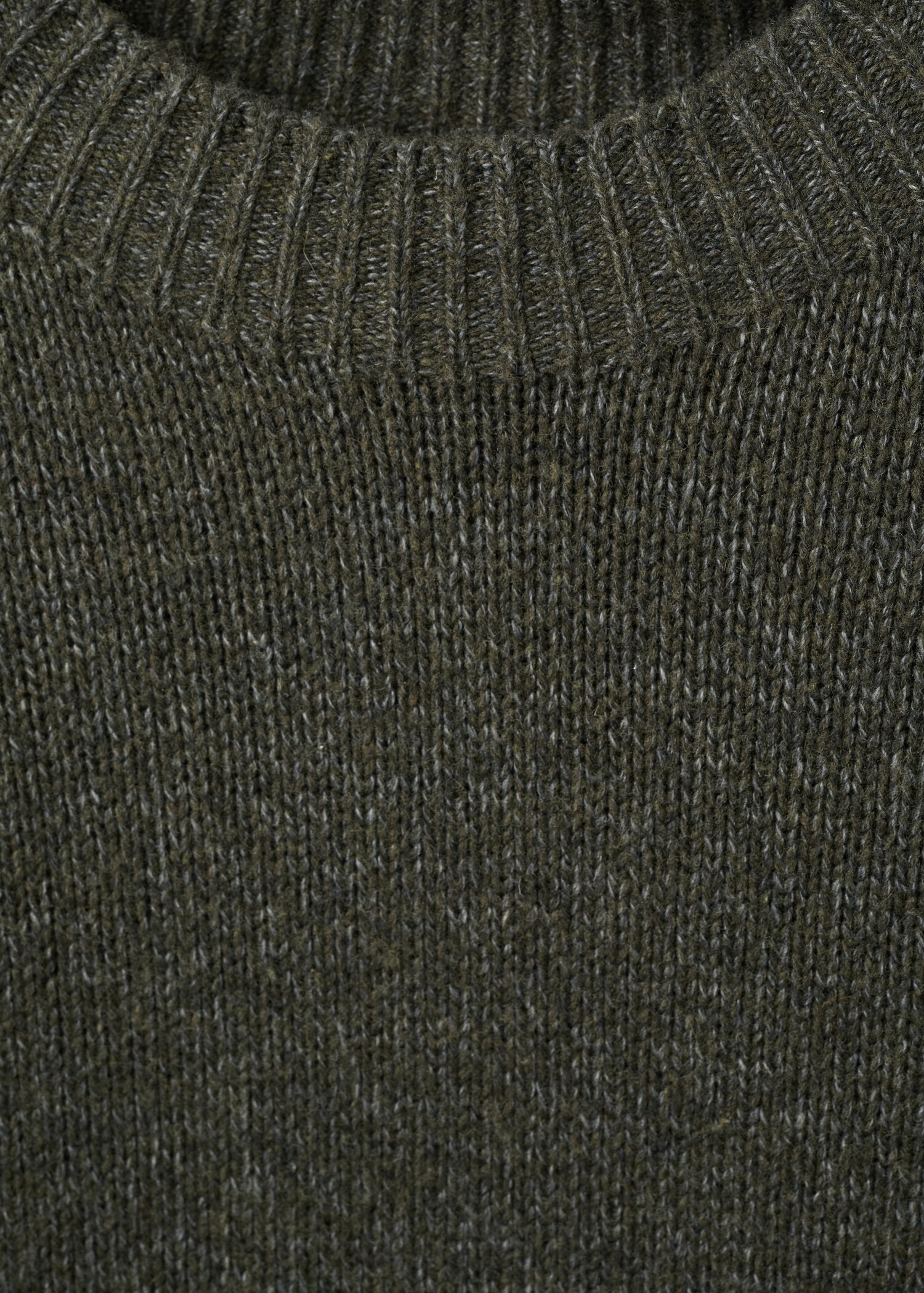 Structured wool-blend knitted sweater - Details of the article 8