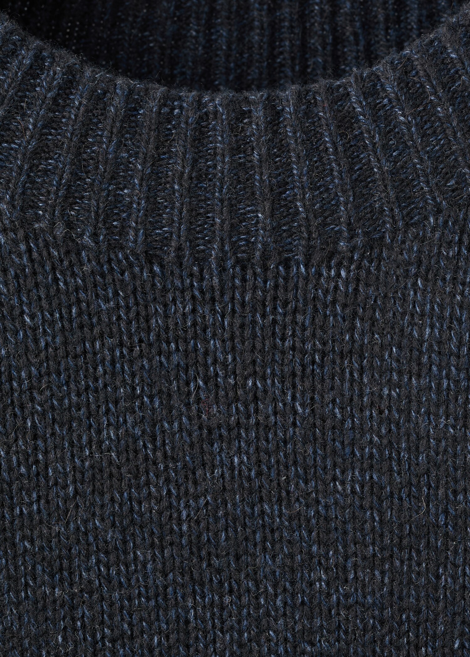 Structured wool-blend knitted sweater - Details of the article 8