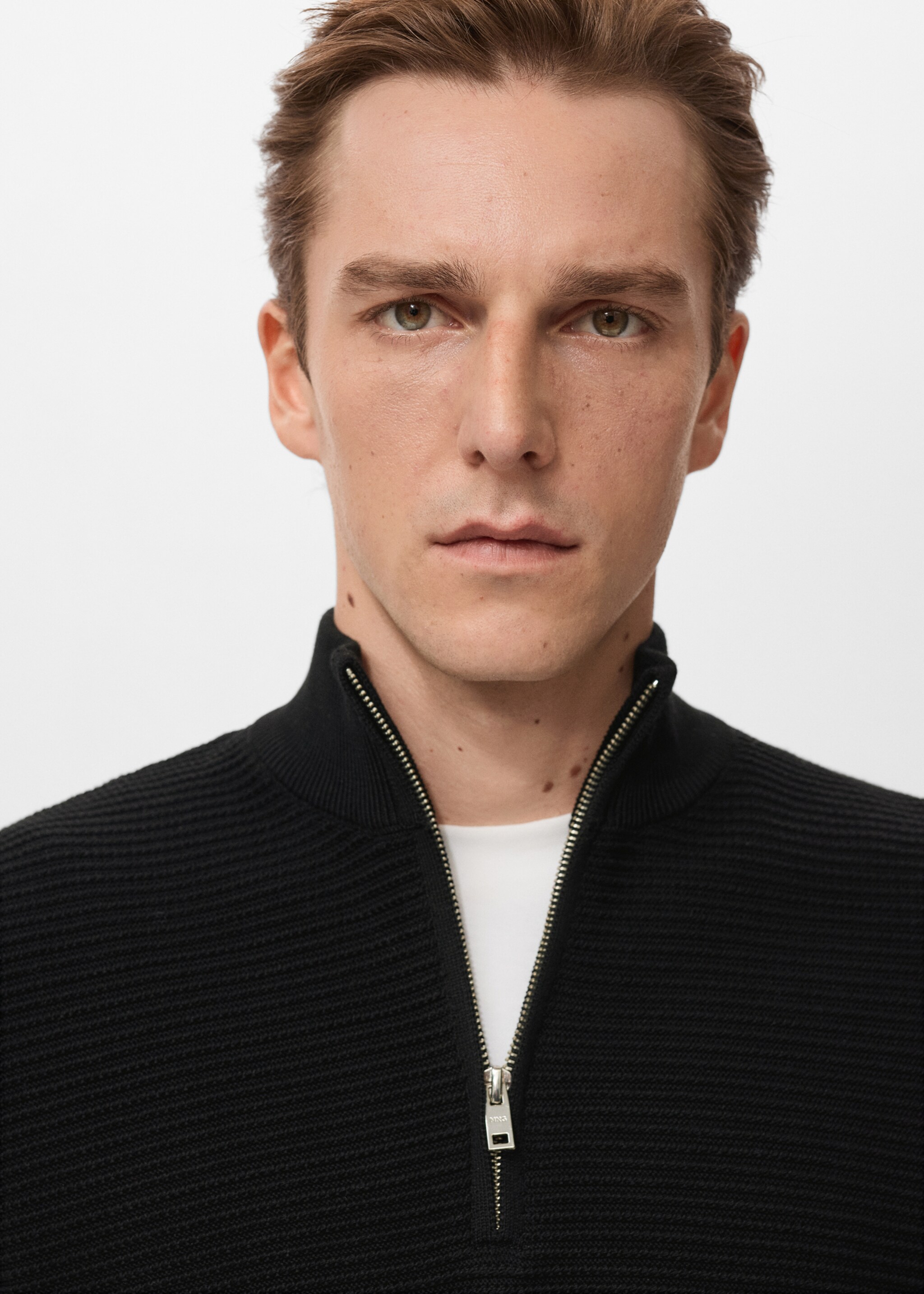 100% cotton structured sweater - Details of the article 1, Black. Ref: 27031262-00.