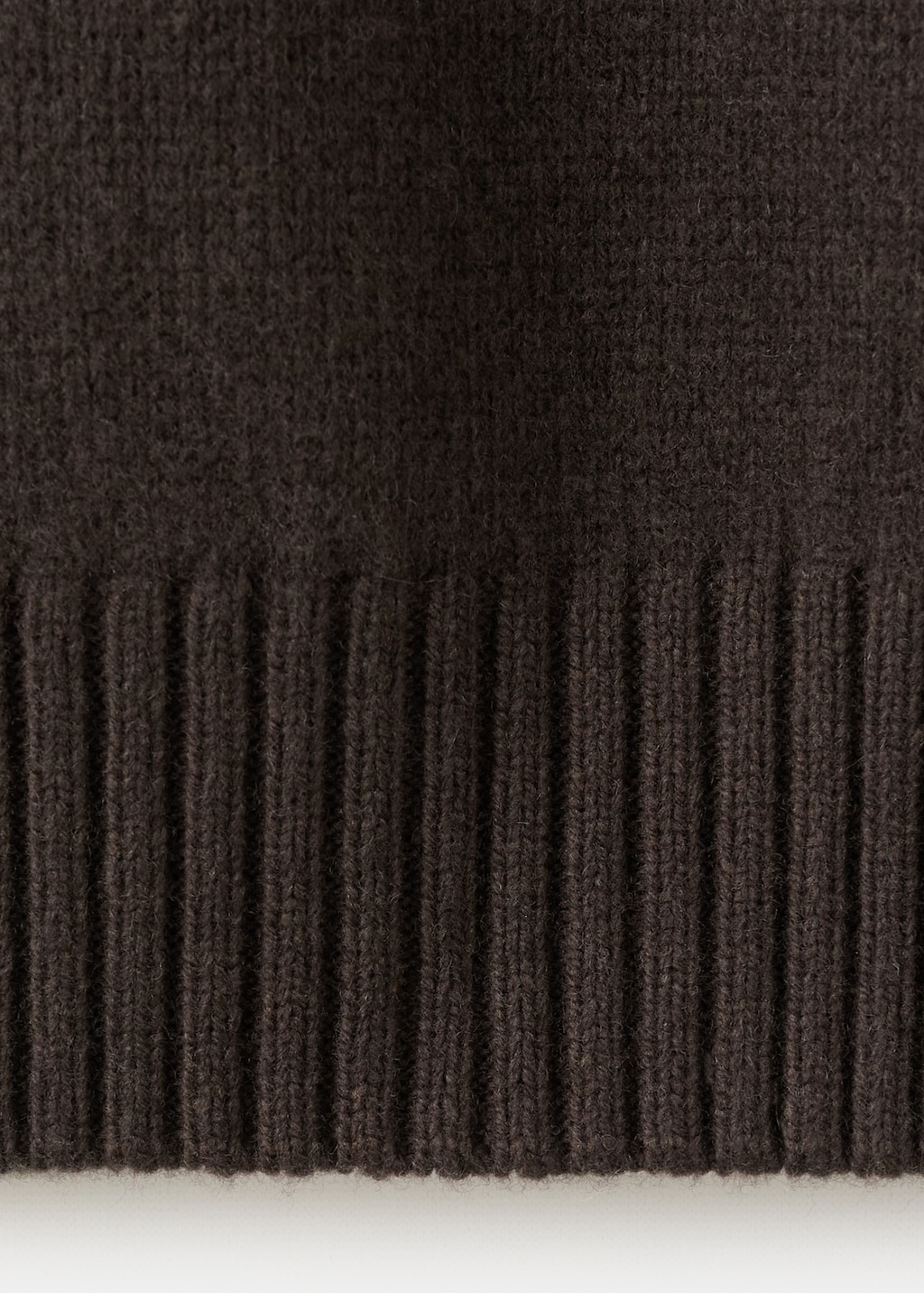 100% Italian wool knitted sweater