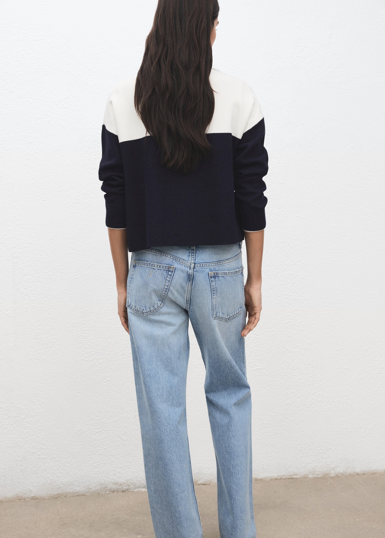 Bicolour high collar sweater - Reverse of the article