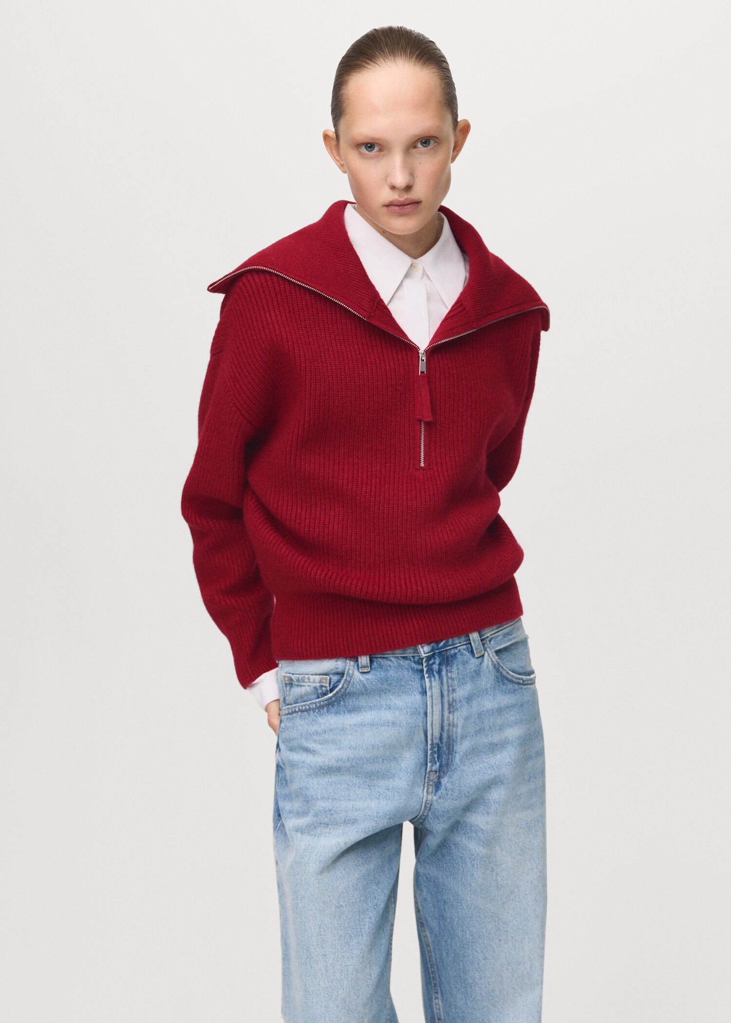 Sweater with funnel neck and zip - Details of the article 1