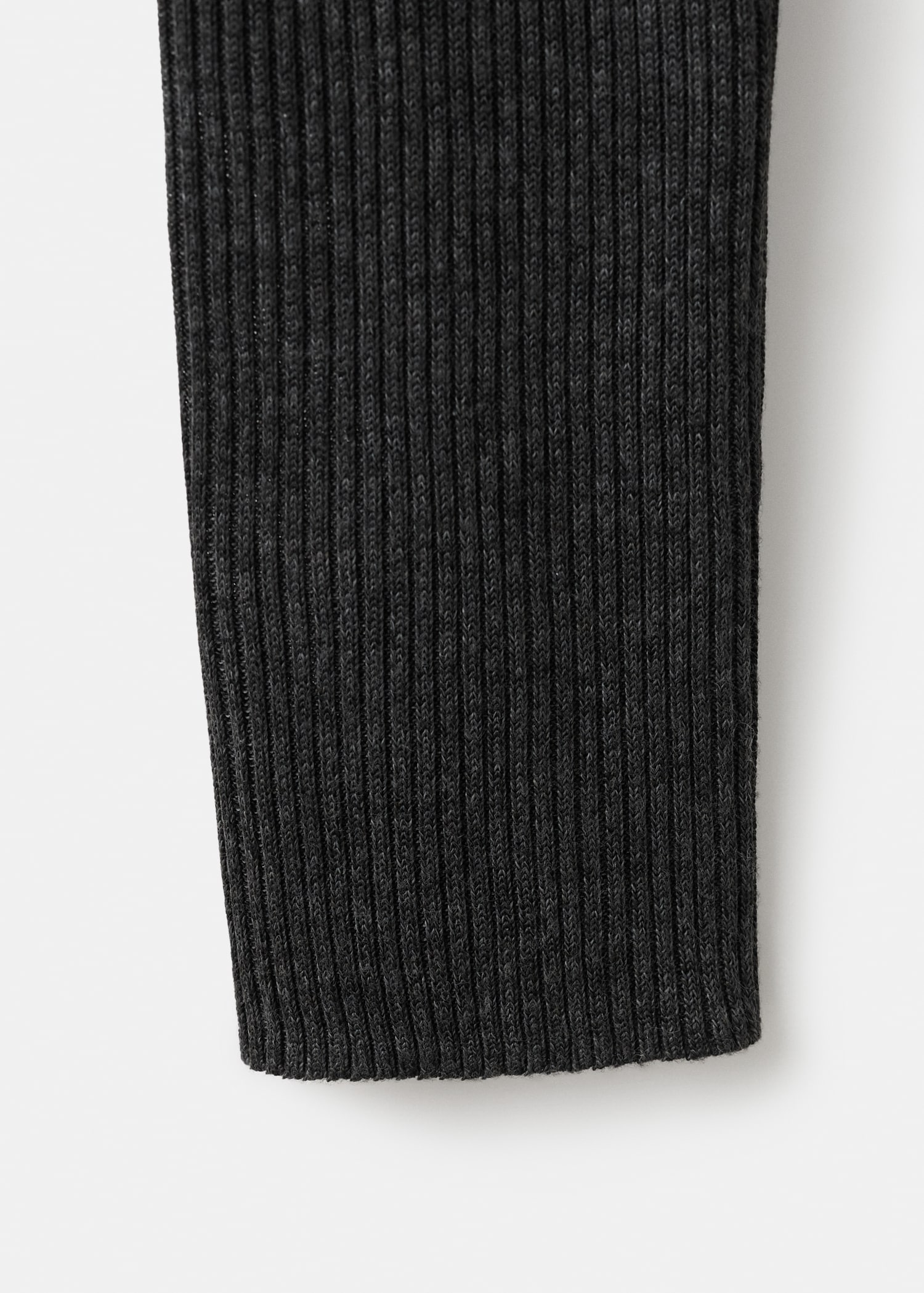 Sweater with asymmetrical turtleneck - Details of the article 0