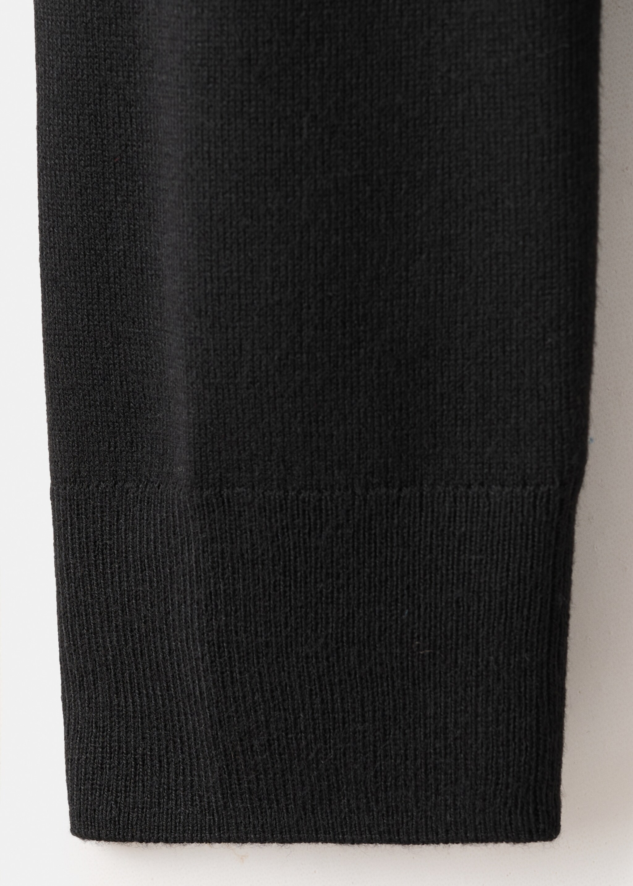 Turtleneck knitted sweater - Details of the article 0, Black. Ref: 27031274-00.