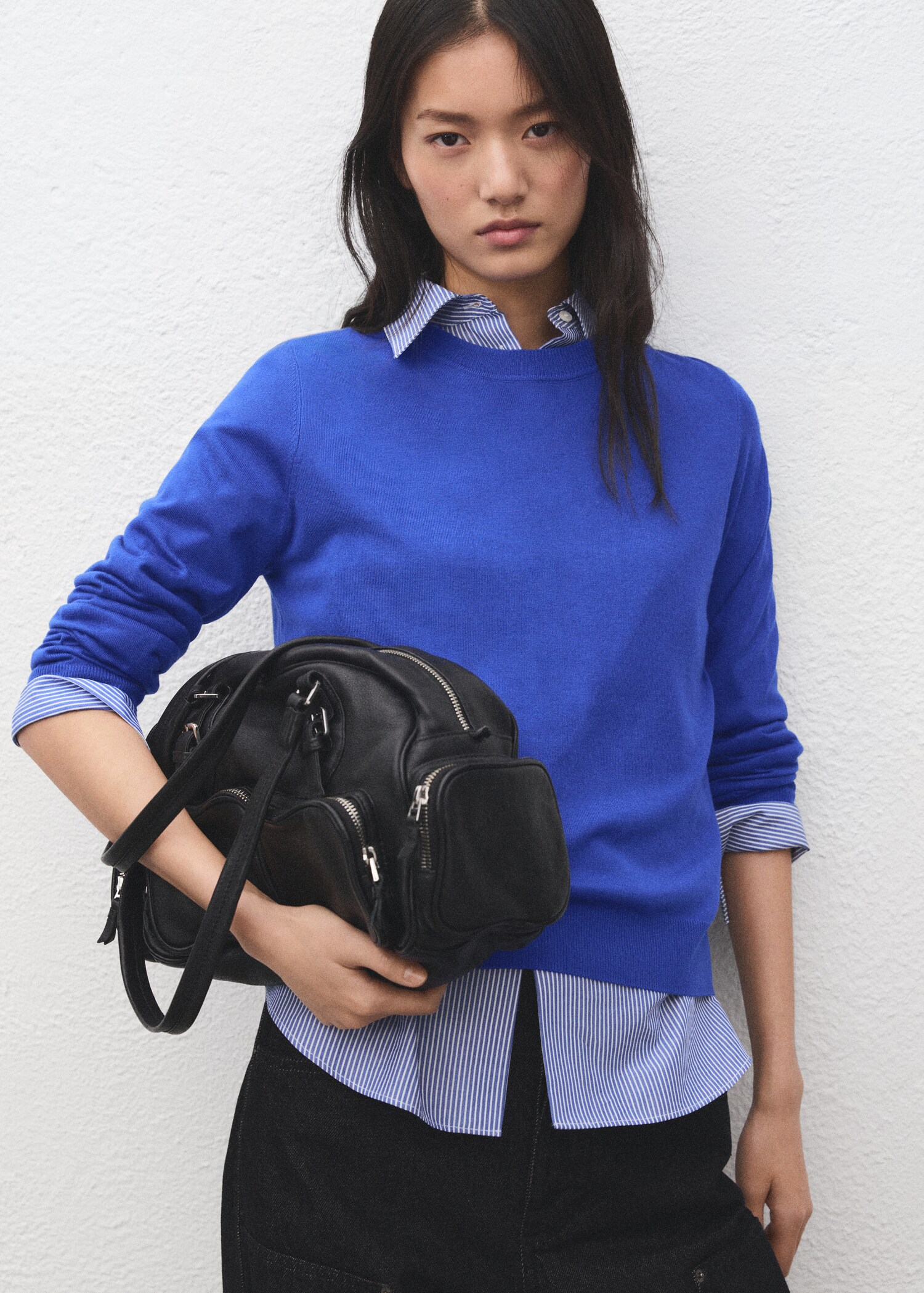 سترة برقبة عنق محبوكة ناعمة - رؤية وسط