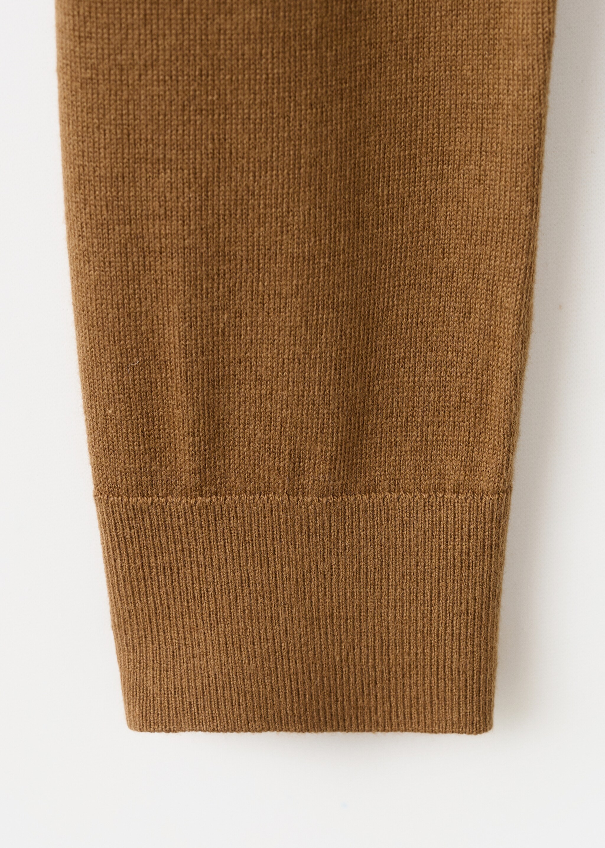 V-neck knit sweater - Details of the article 0, Tobacco Brown. Ref: 27031276-00.