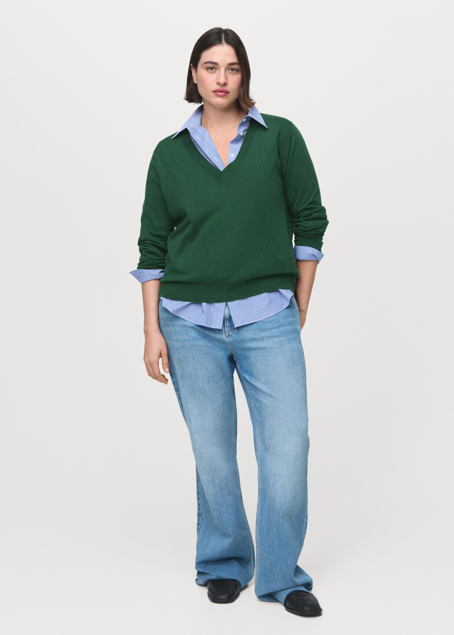 V-neck knit sweater - Details of the article 3