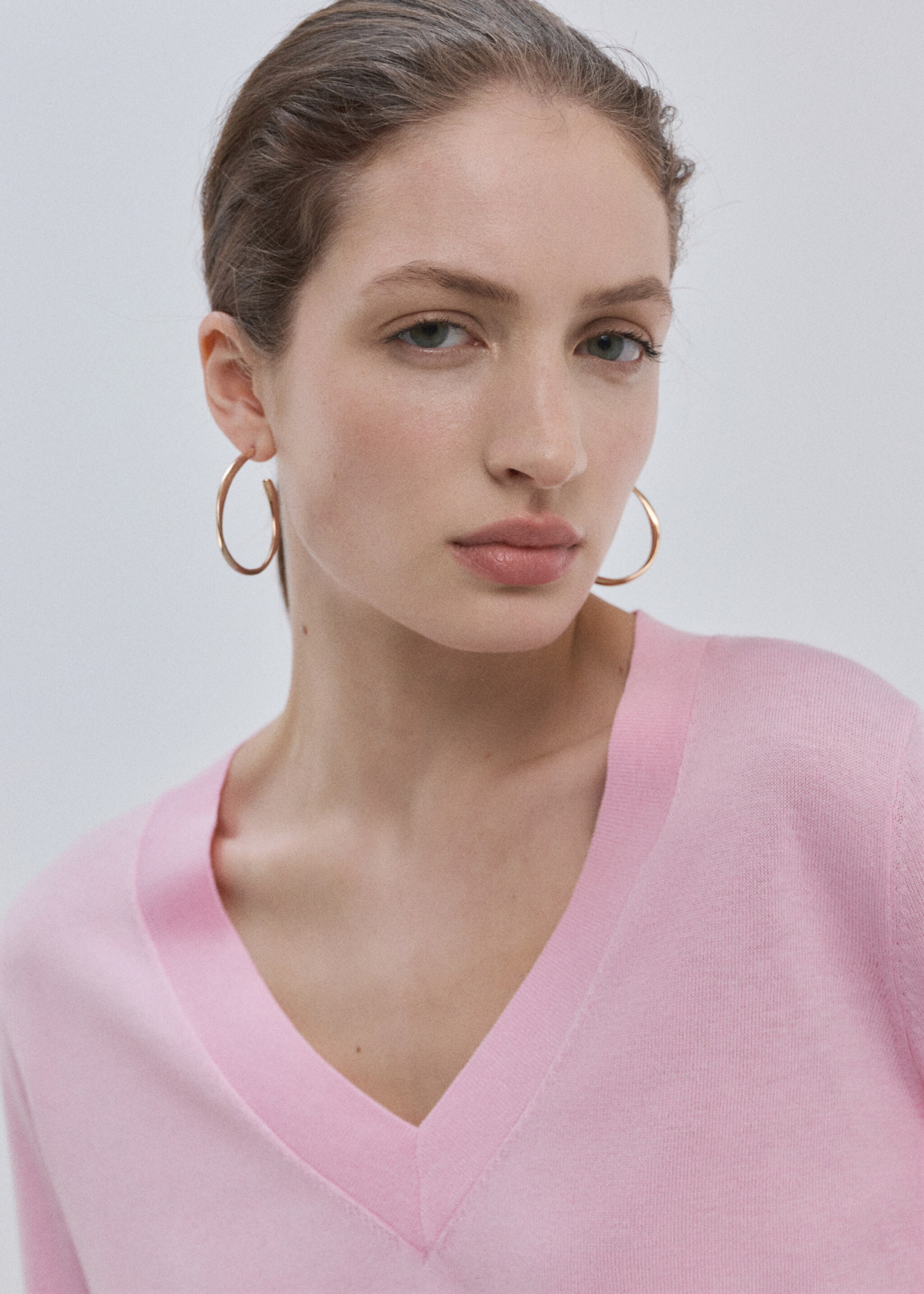 Πουλόβερ πλεκτό γιακάς V - Λεπτομέρεια του προϊόντος 1, Ροζ Παστέλ. Ref: 27031276-00.