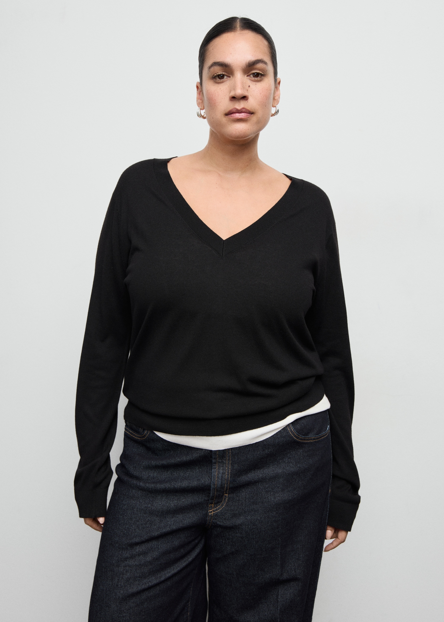 V-neck knit sweater - Details of the article 5