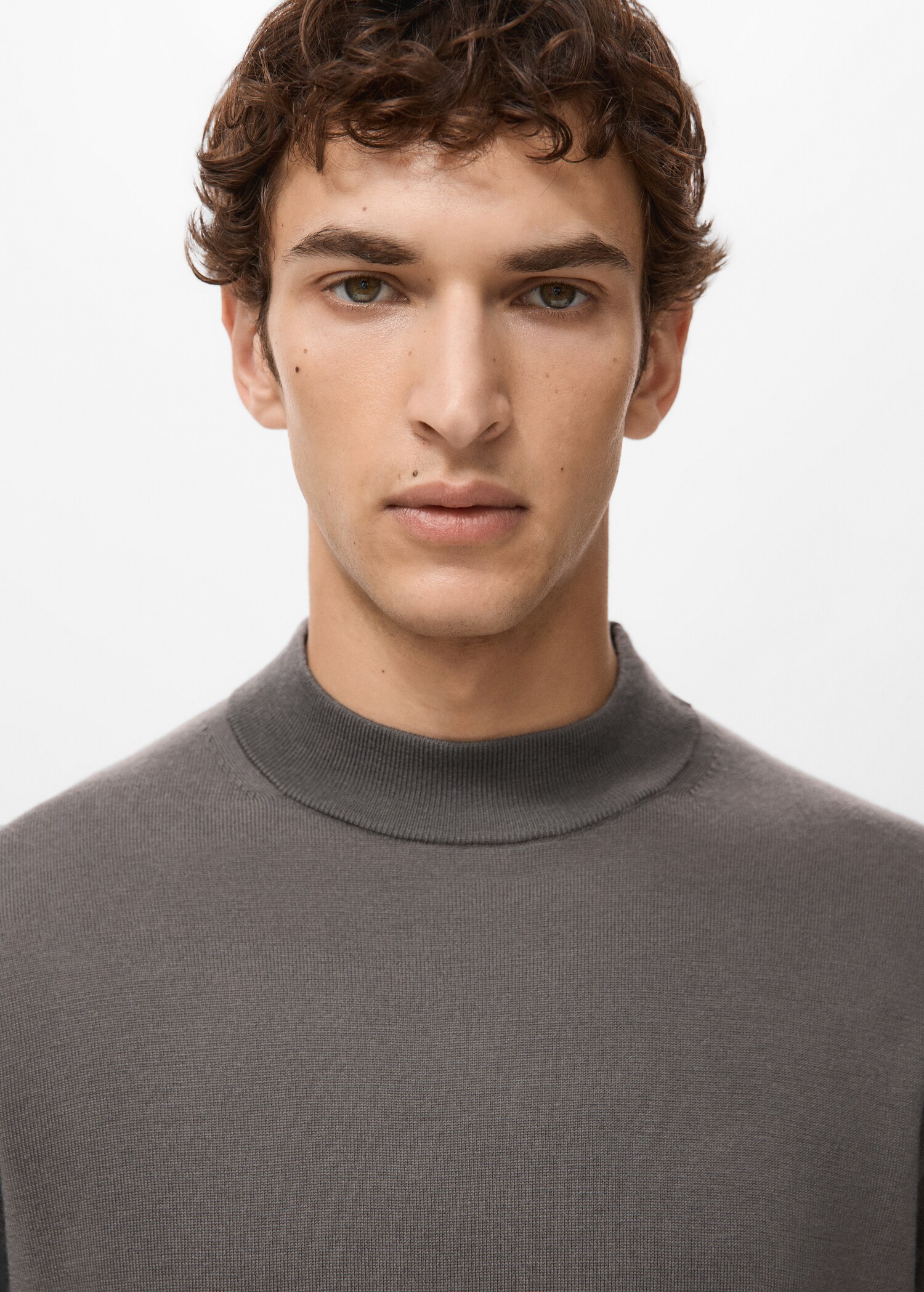 Pull-over 100 % laine col montant - Détail de l'article 1